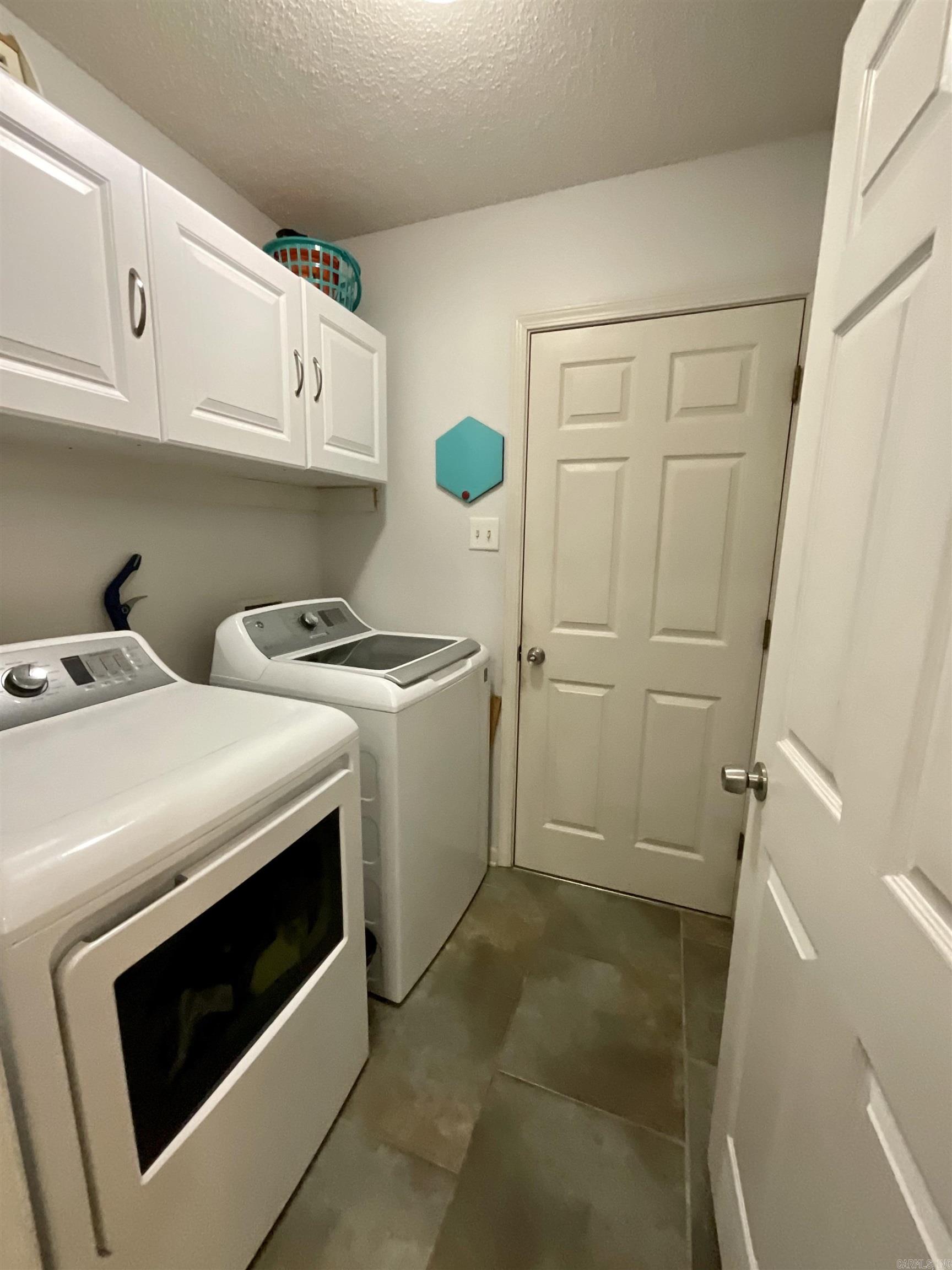 White Oaks - Residential