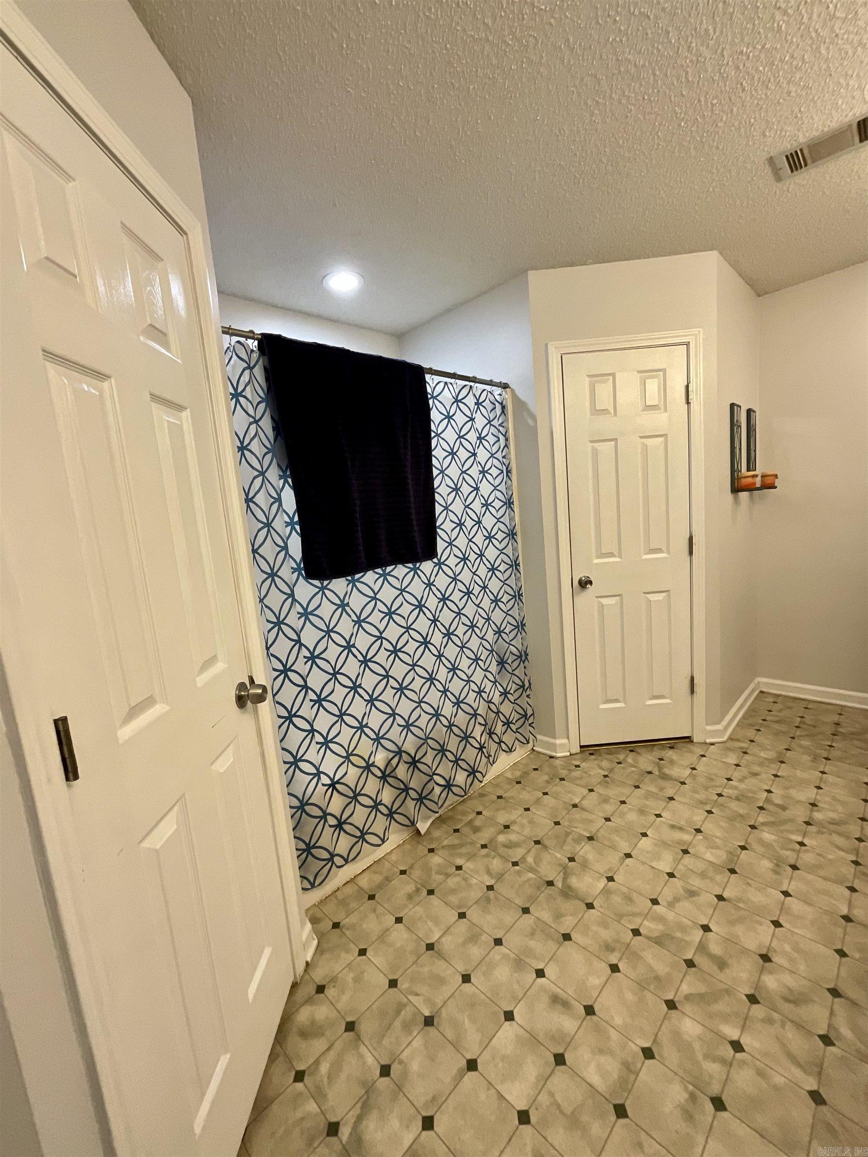 White Oaks - Residential