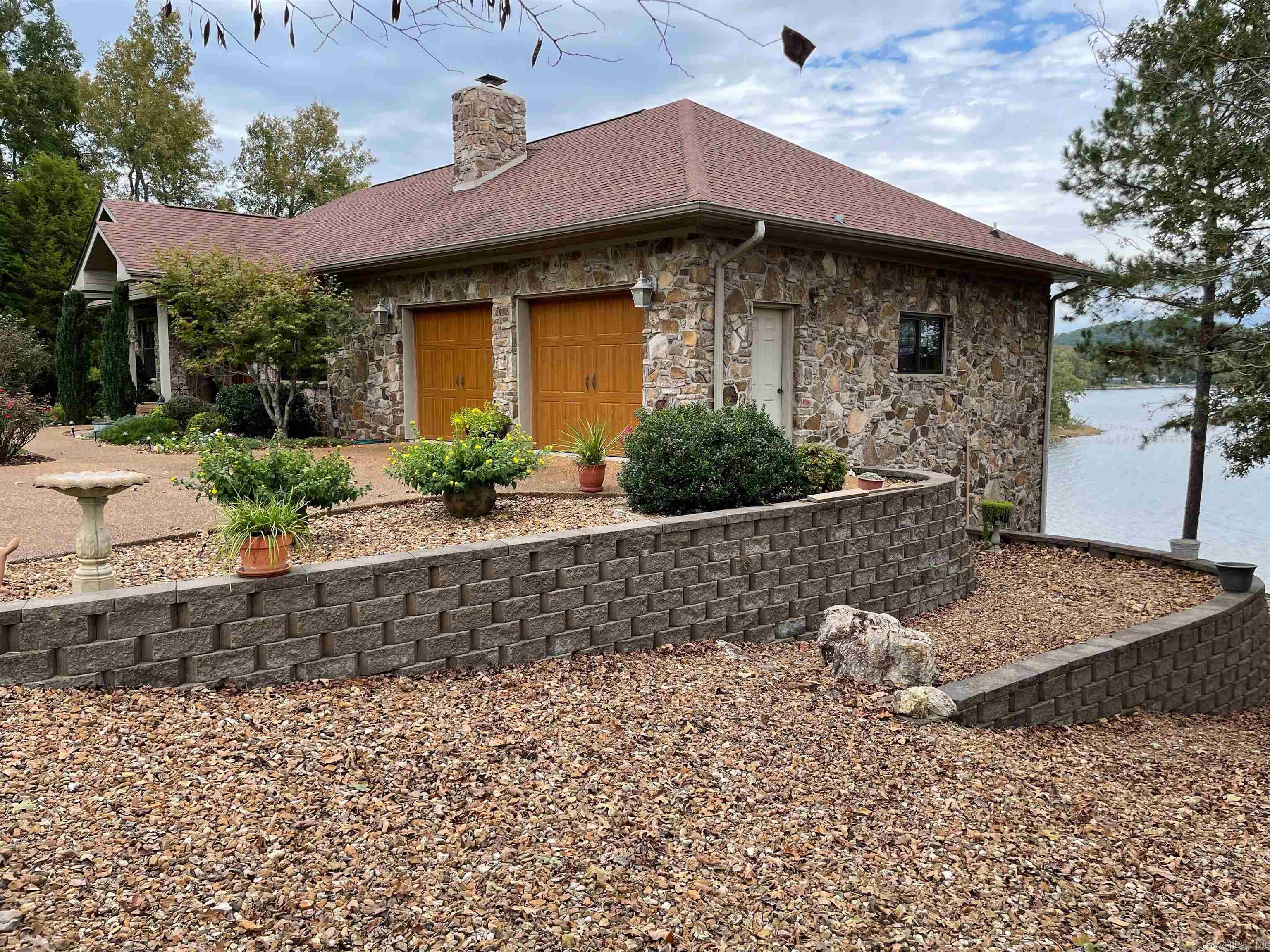 NORTH SHORE - Residential