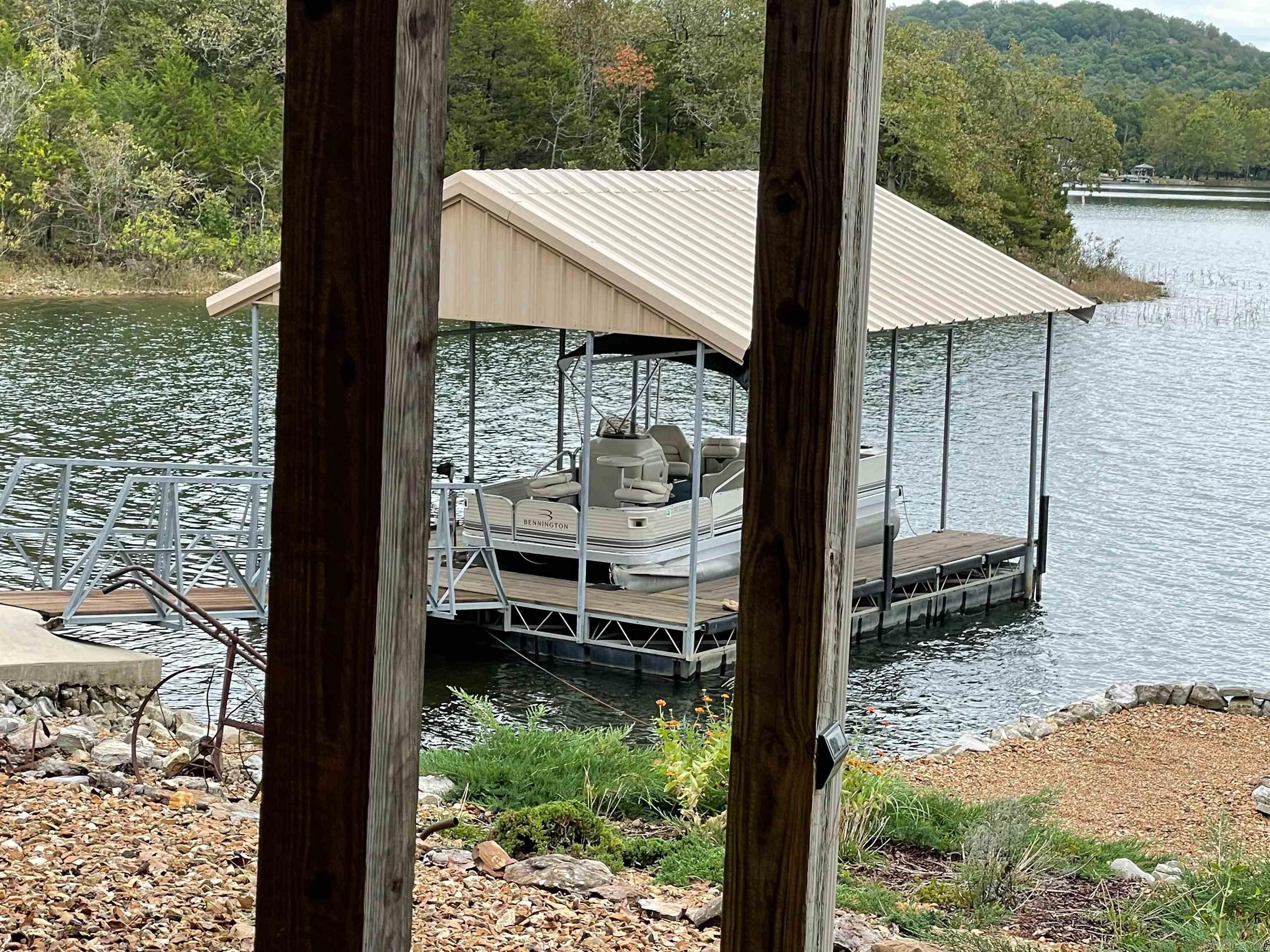 NORTH SHORE - Residential