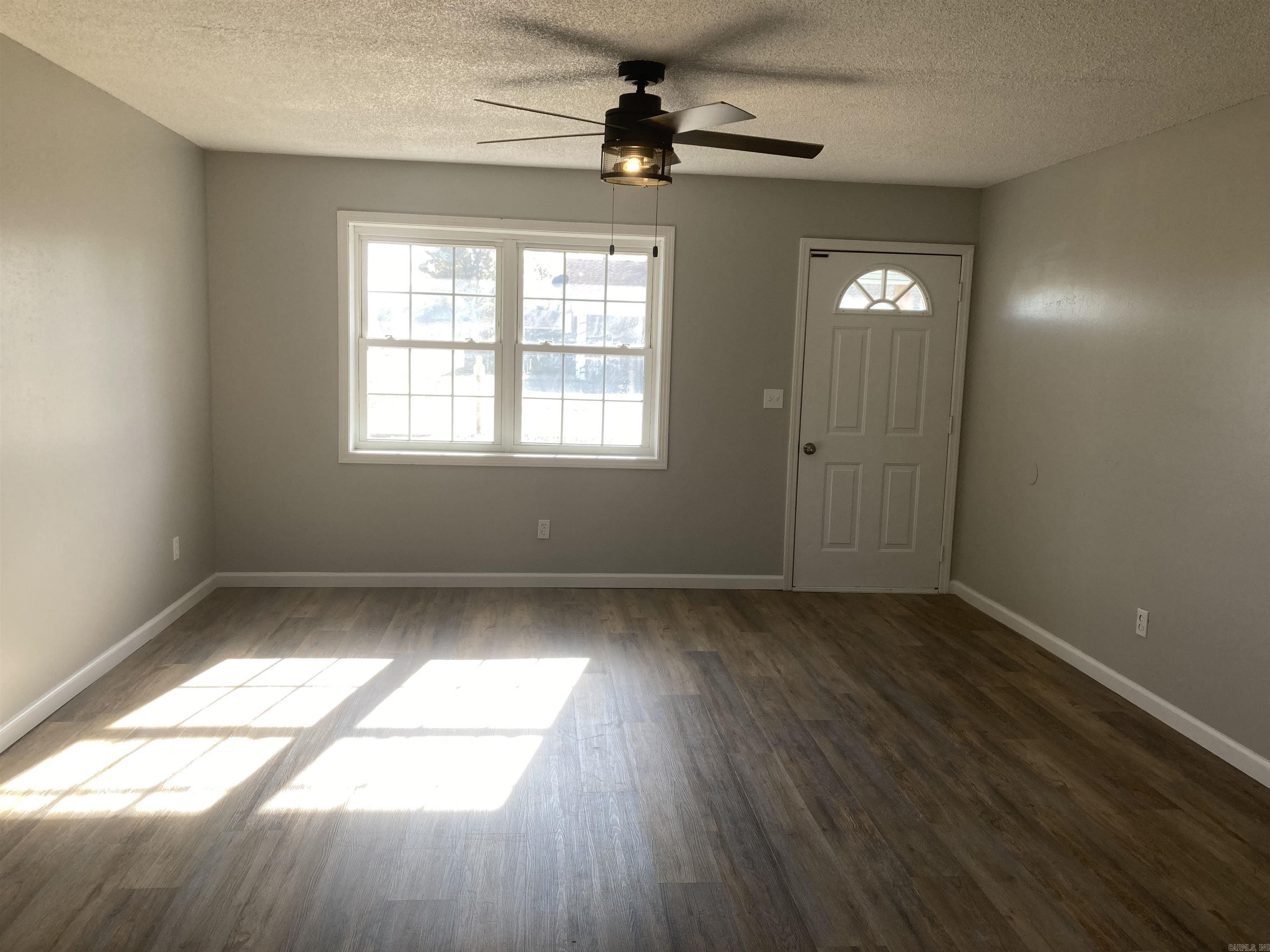 HARWOOD - Residential