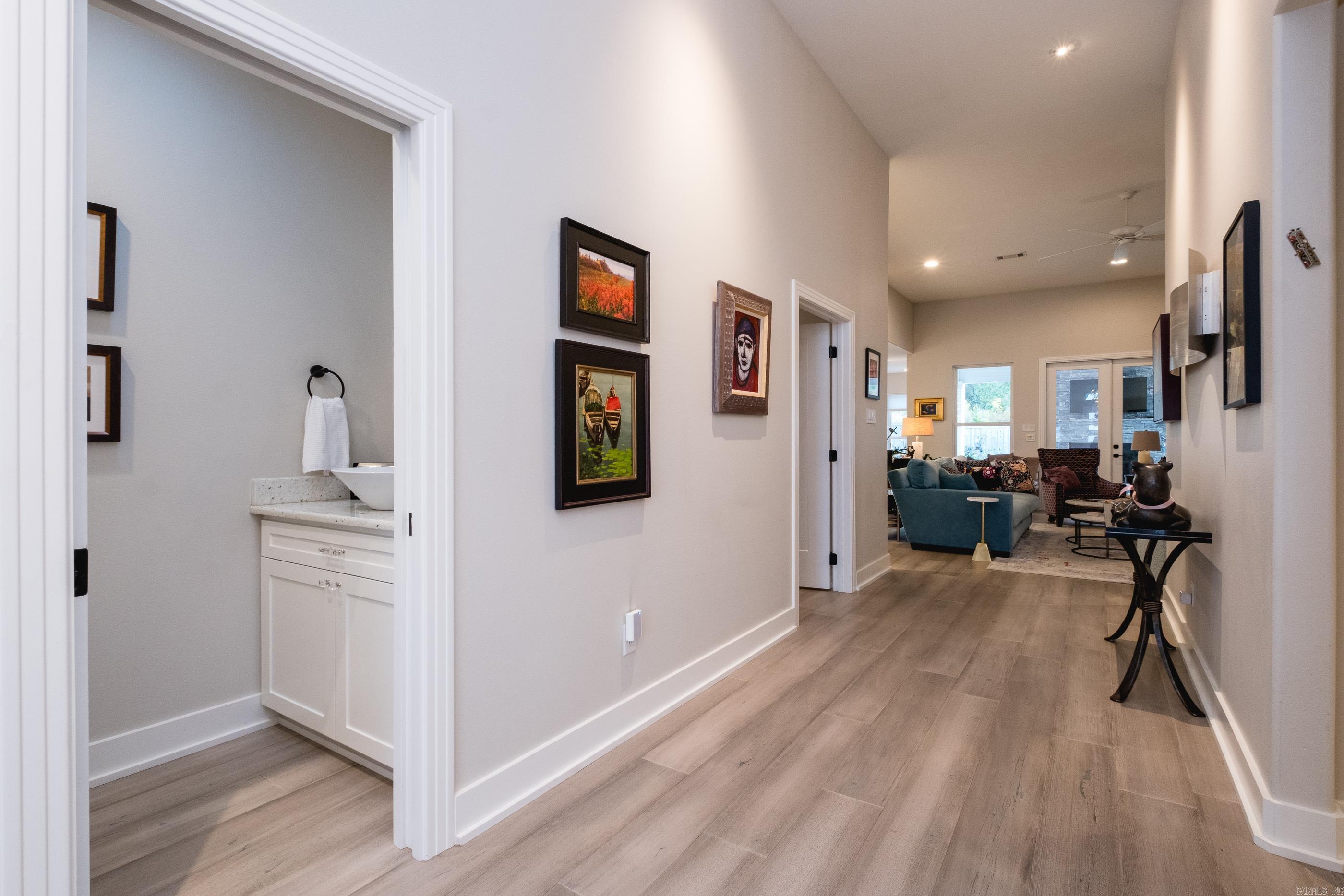 BELLES FLEURS - Residential