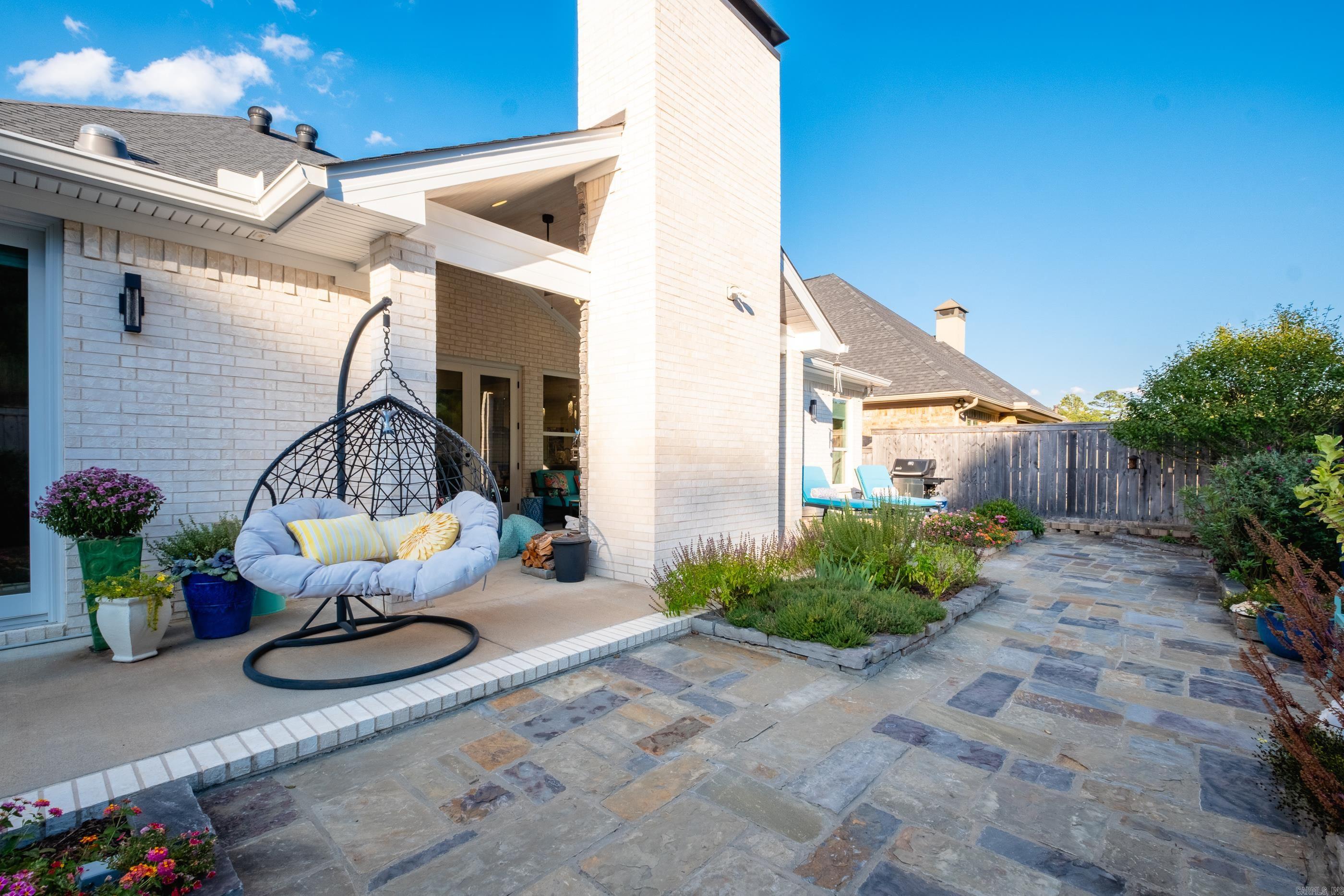 BELLES FLEURS - Residential