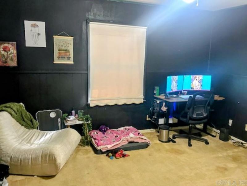 MIKE BERG LAKE - Residential