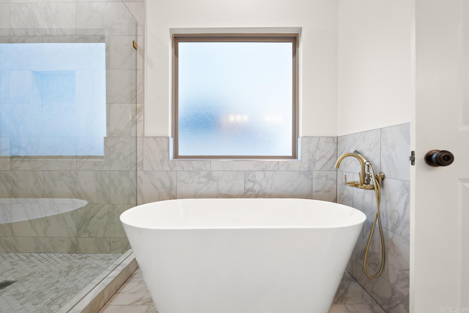 HIDDEN VALLEY ESTATES - Residential