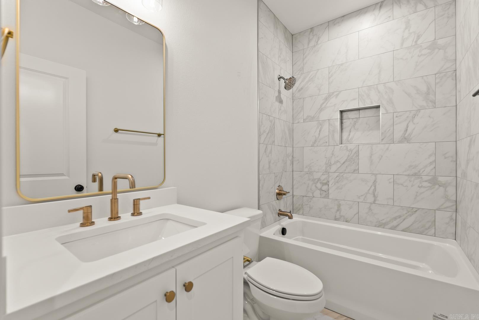 HIDDEN VALLEY ESTATES - Residential