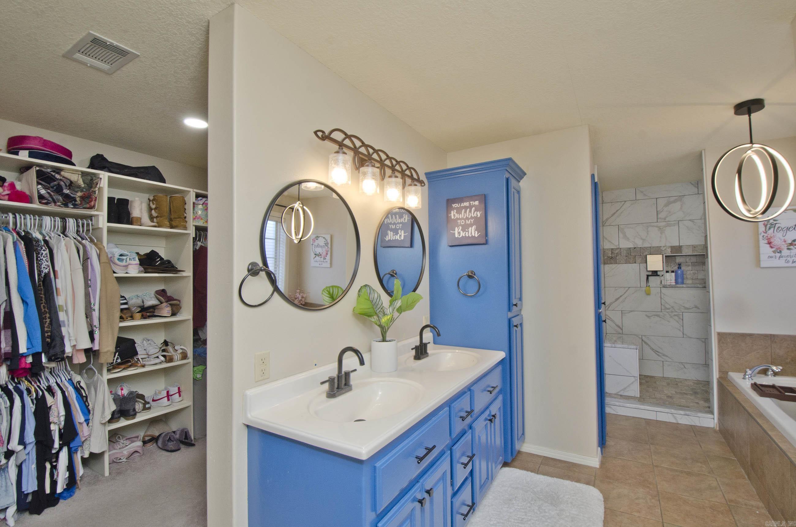 Wolf Ridge - Residential