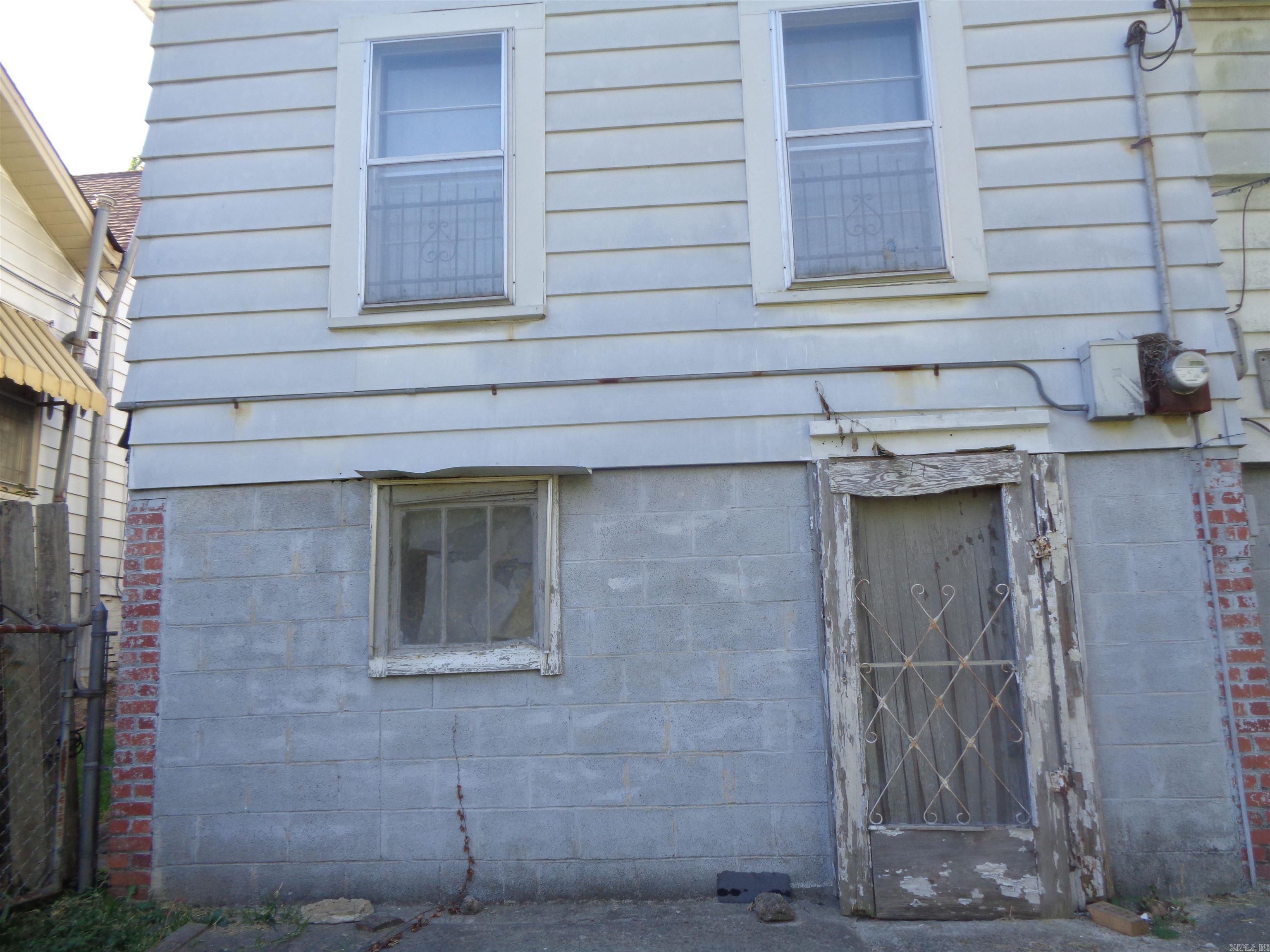 Weldon E Wrights - Residential