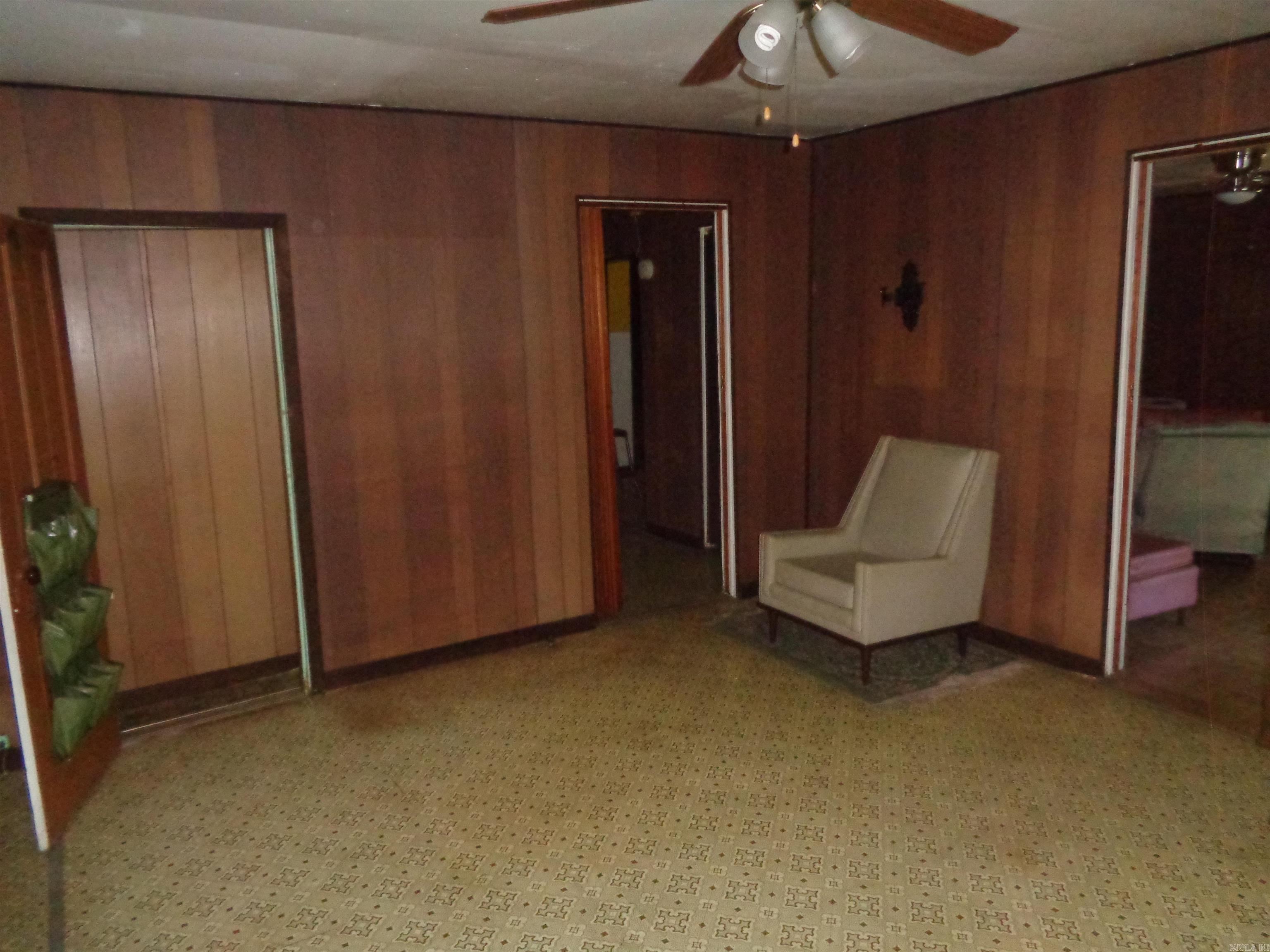 Weldon E Wrights - Residential