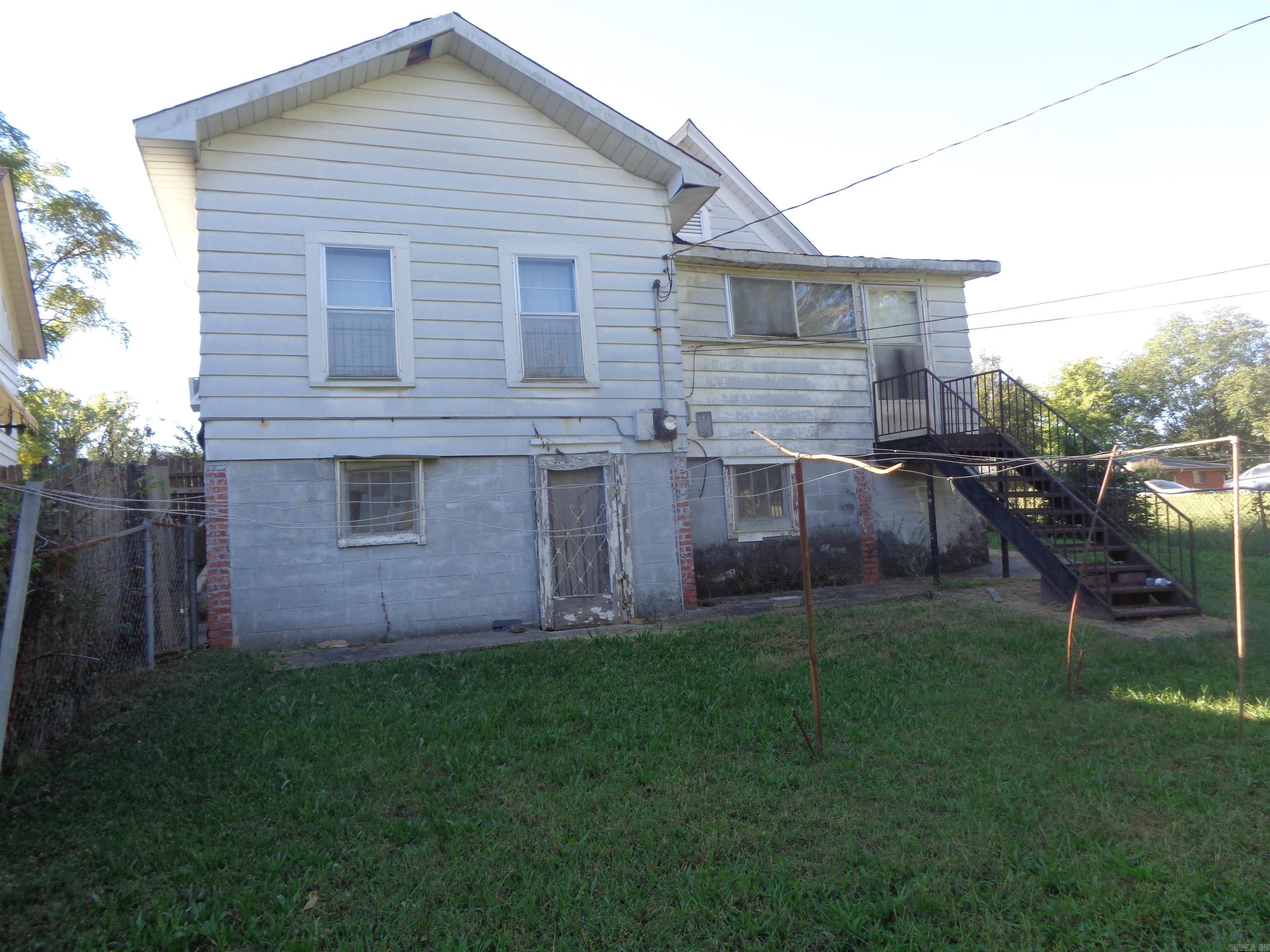 Weldon E Wrights - Residential