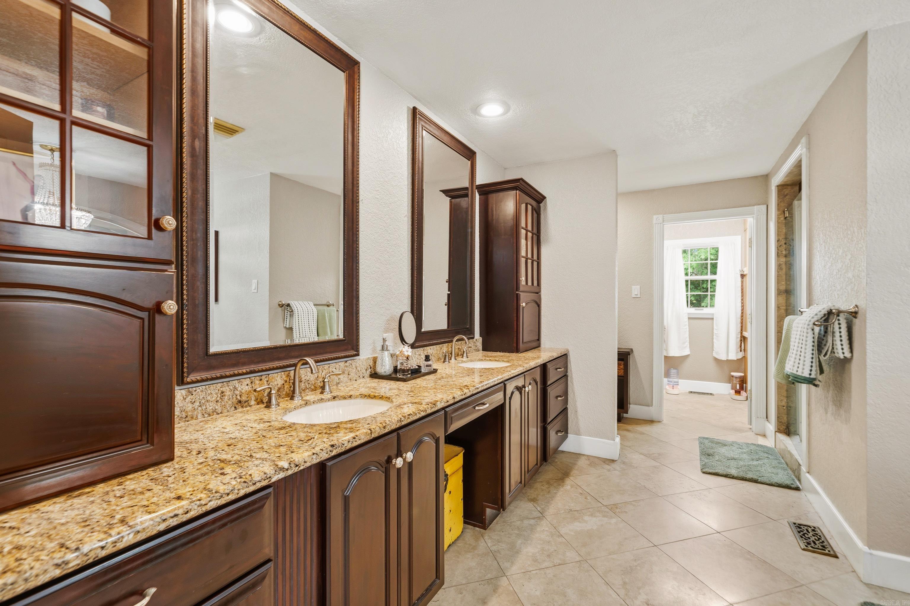 COTTONWOOD ESTATES - Residential