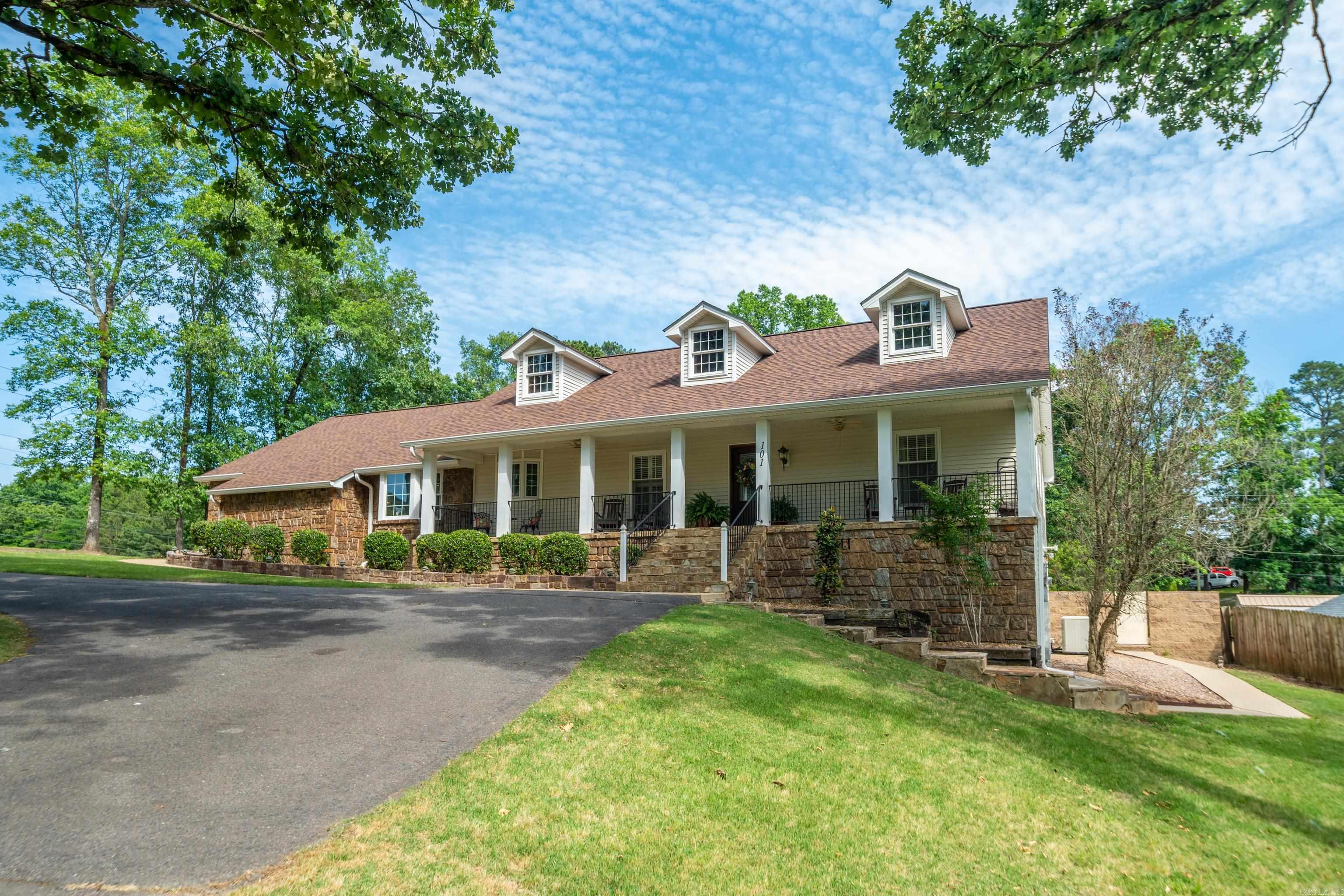 COTTONWOOD ESTATES - Residential