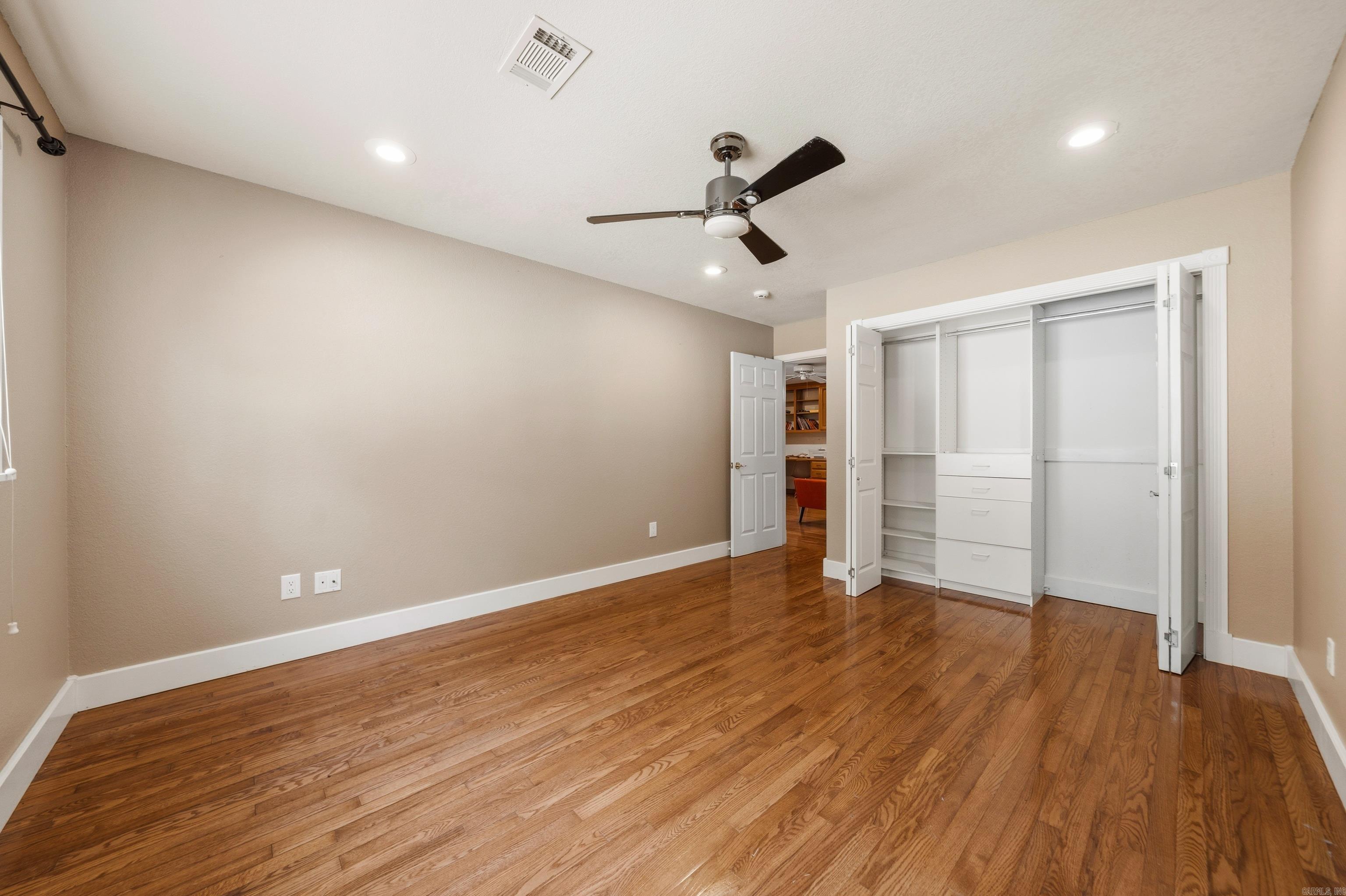 COTTONWOOD ESTATES - Residential