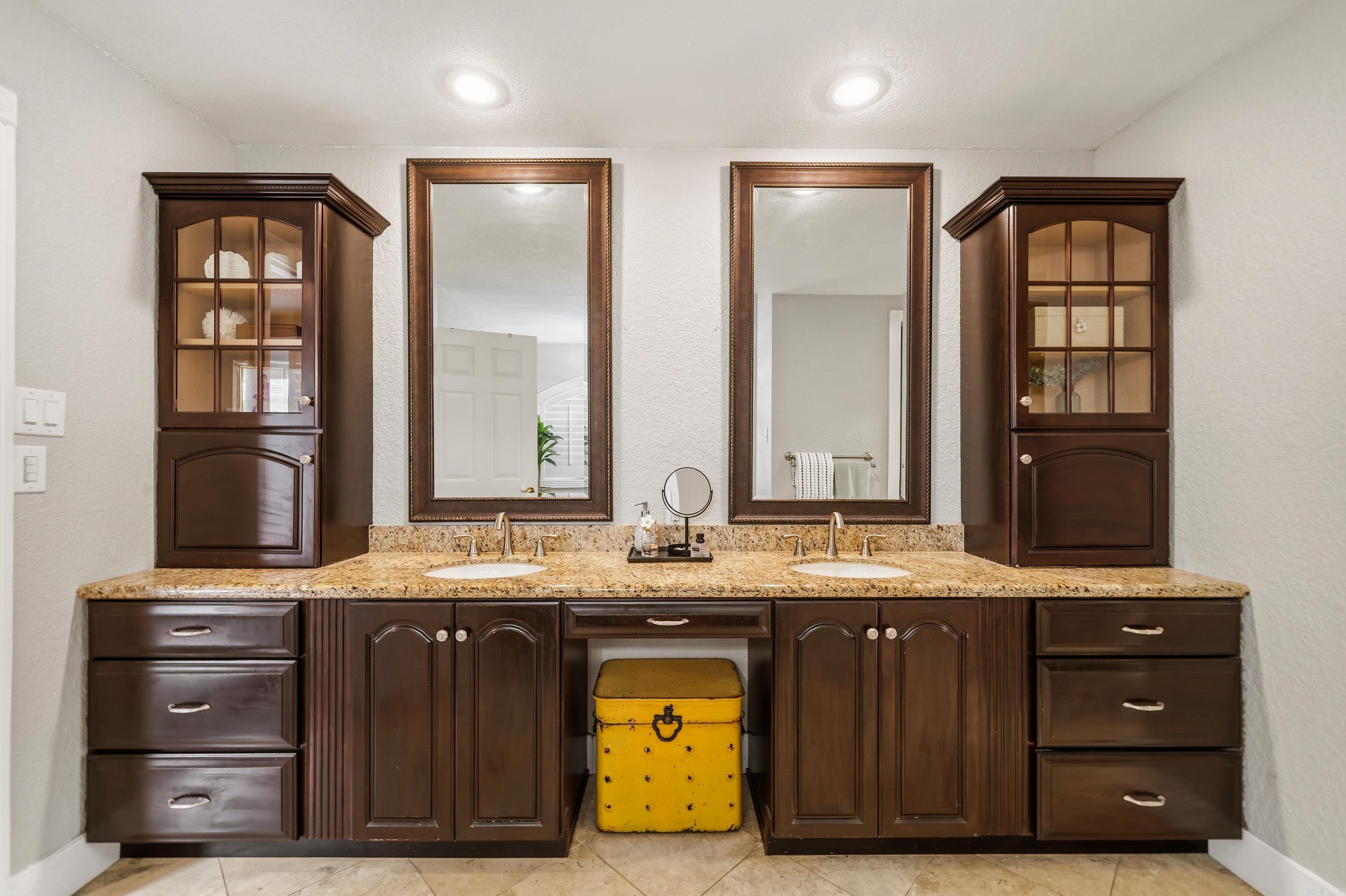 COTTONWOOD ESTATES - Residential