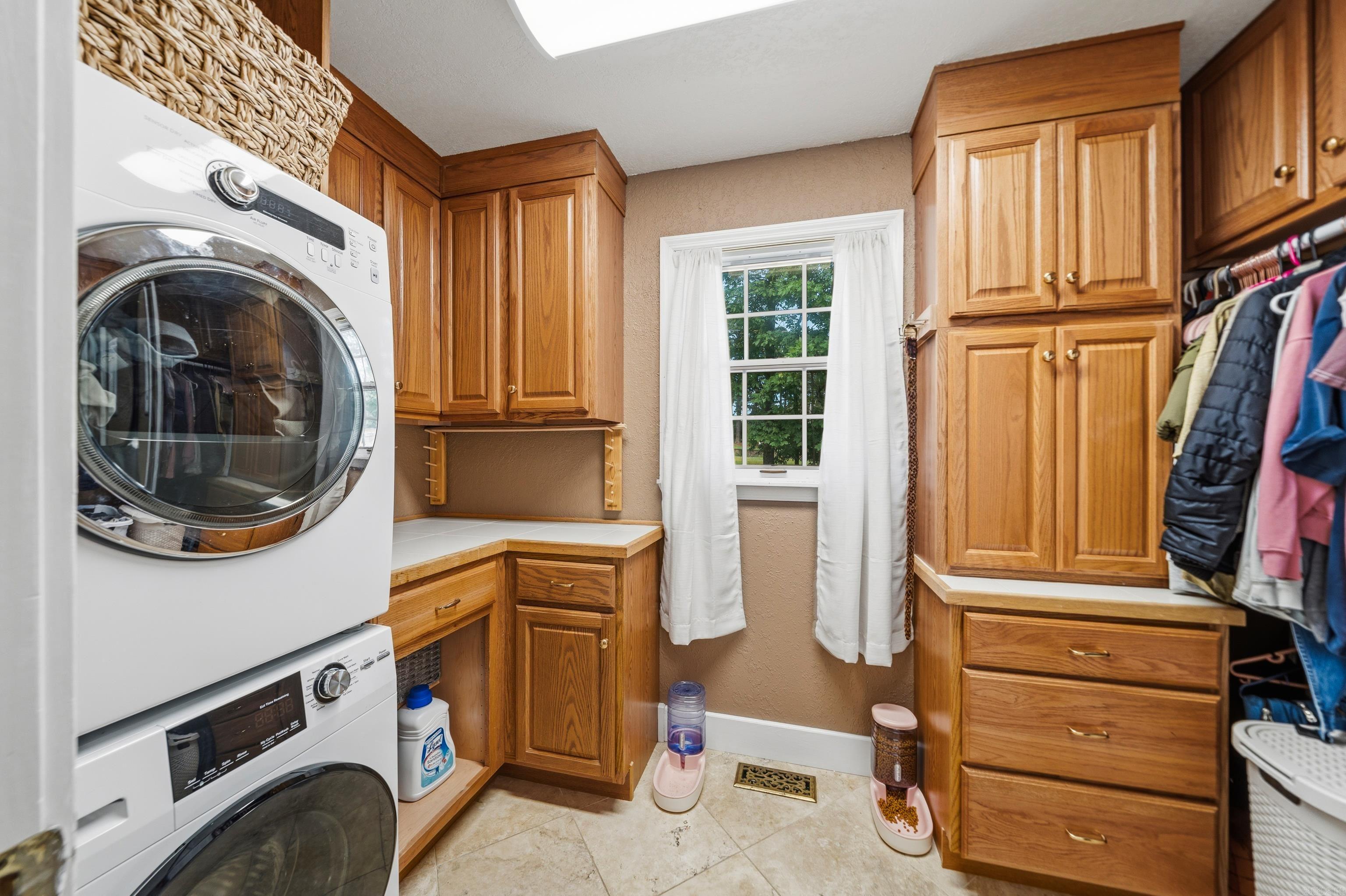 COTTONWOOD ESTATES - Residential