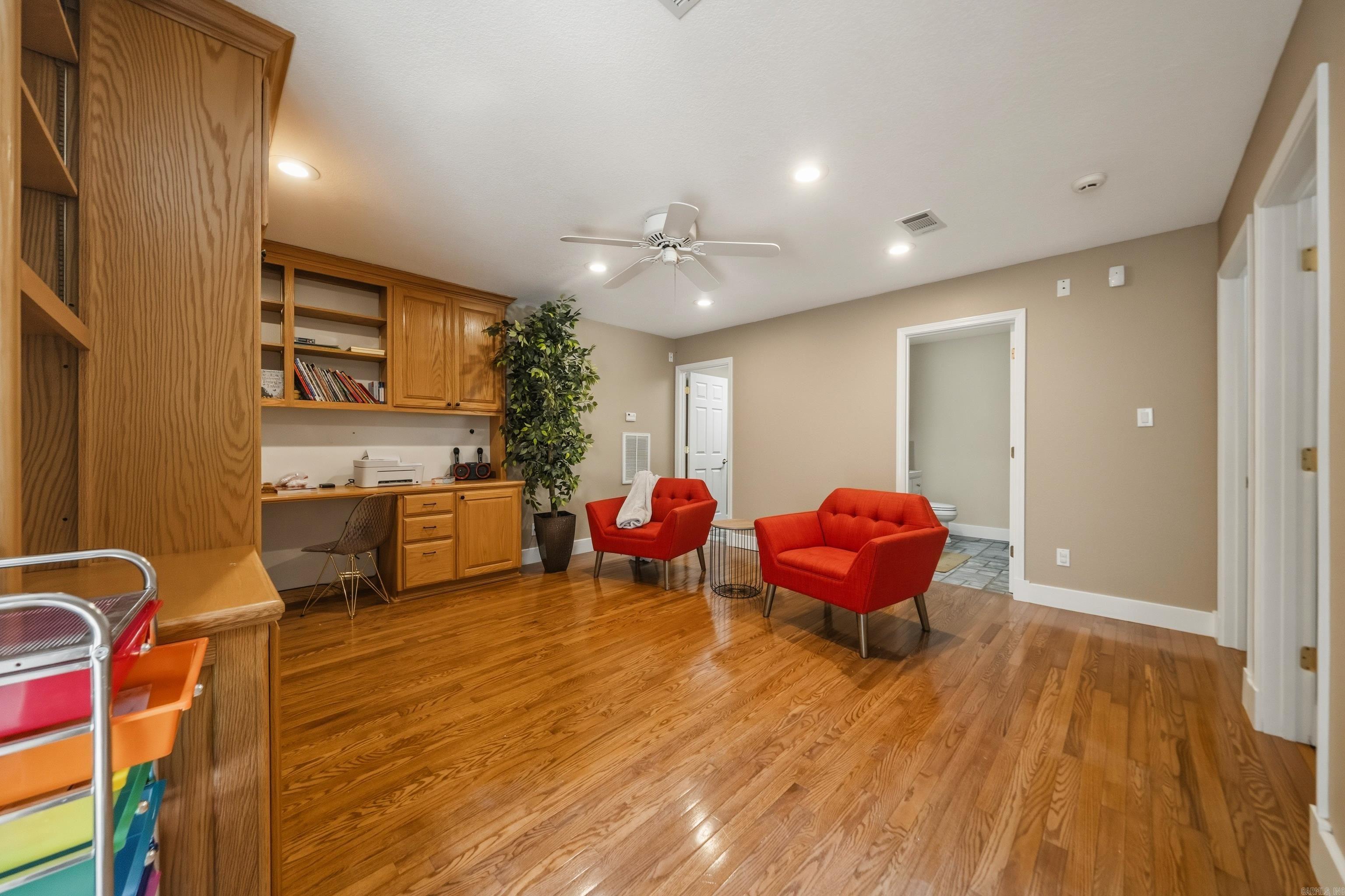 COTTONWOOD ESTATES - Residential