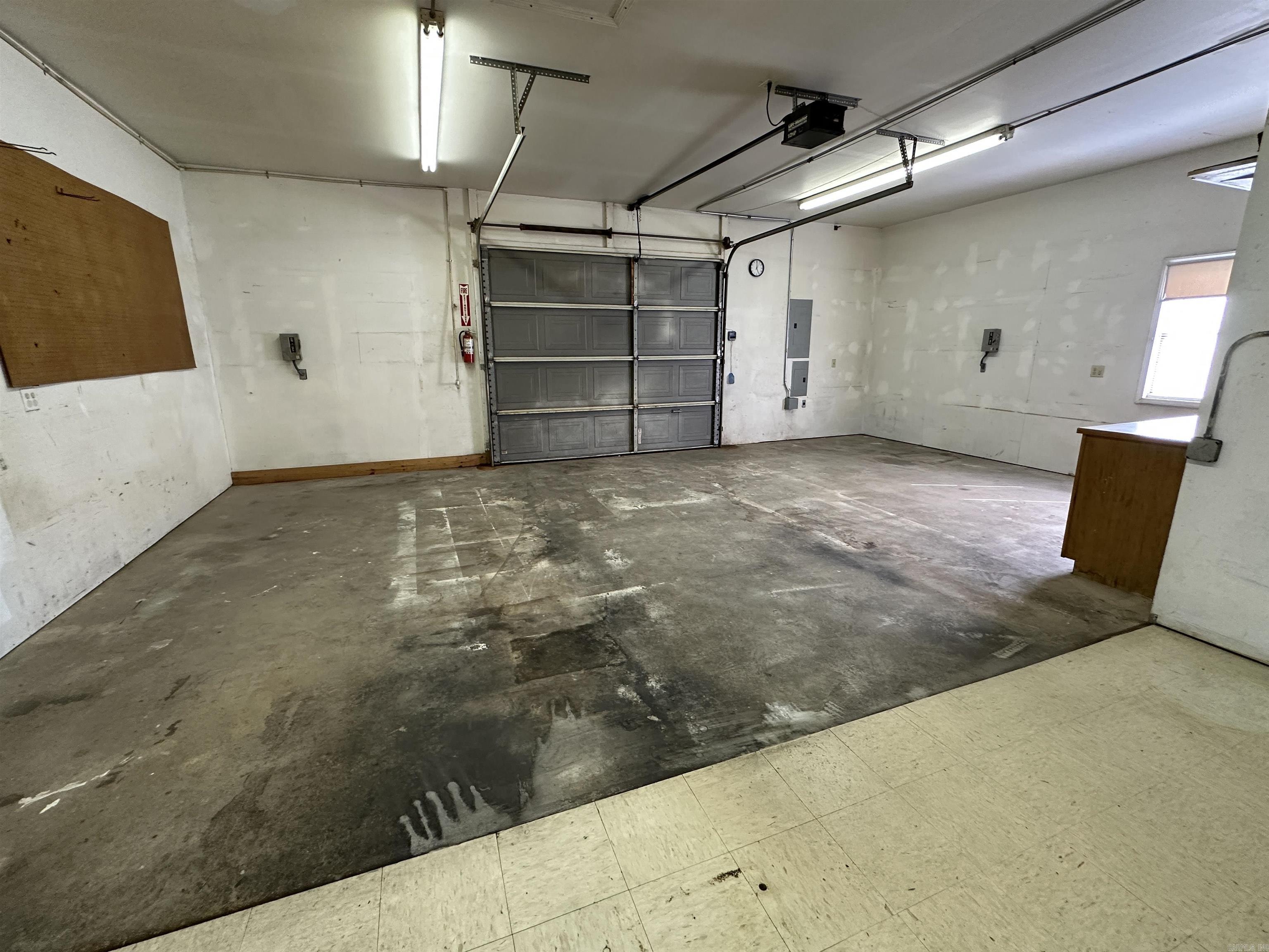Heber Springs-Inside - Commercial Sale