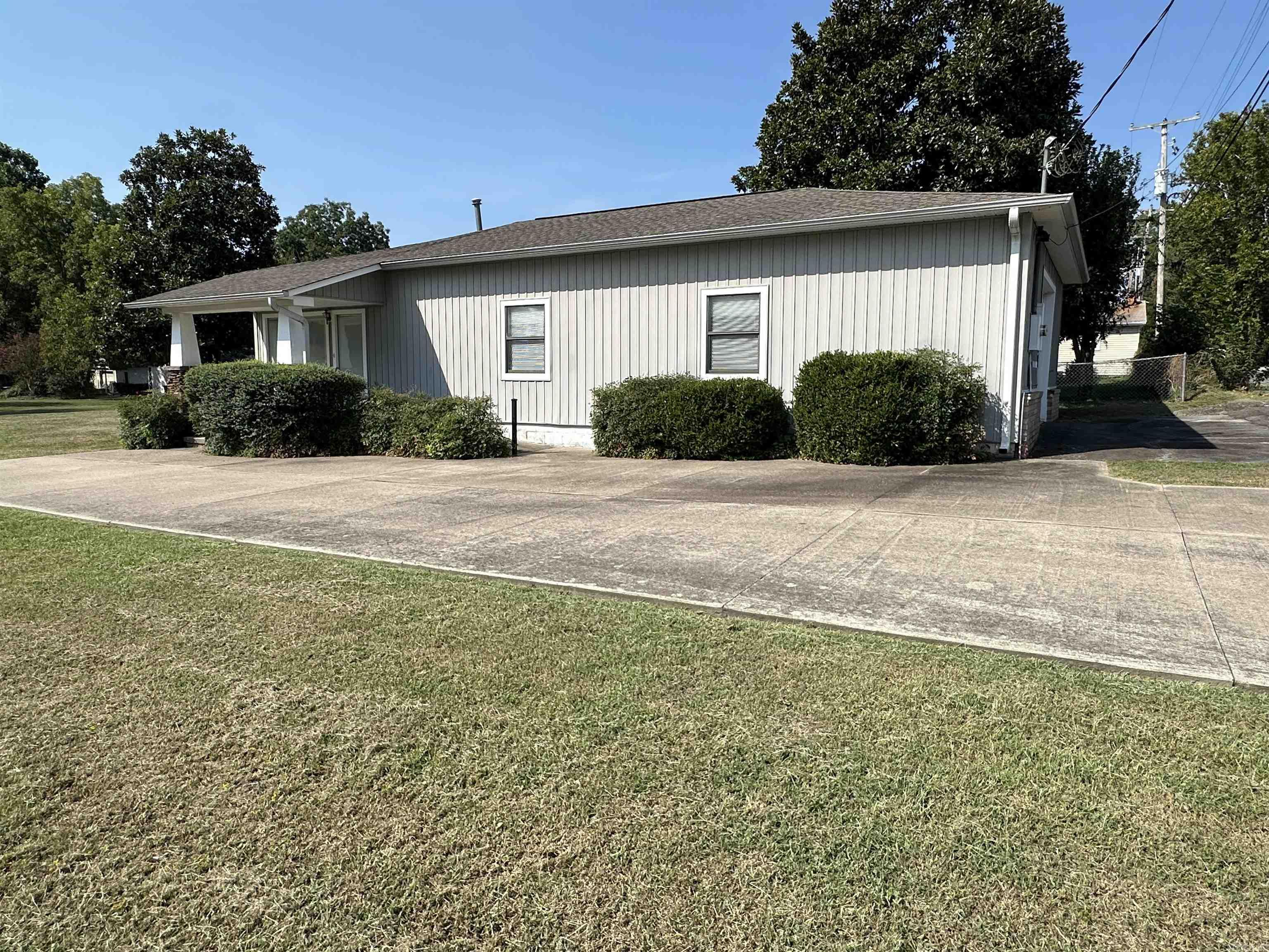 Heber Springs-Inside - Commercial Sale