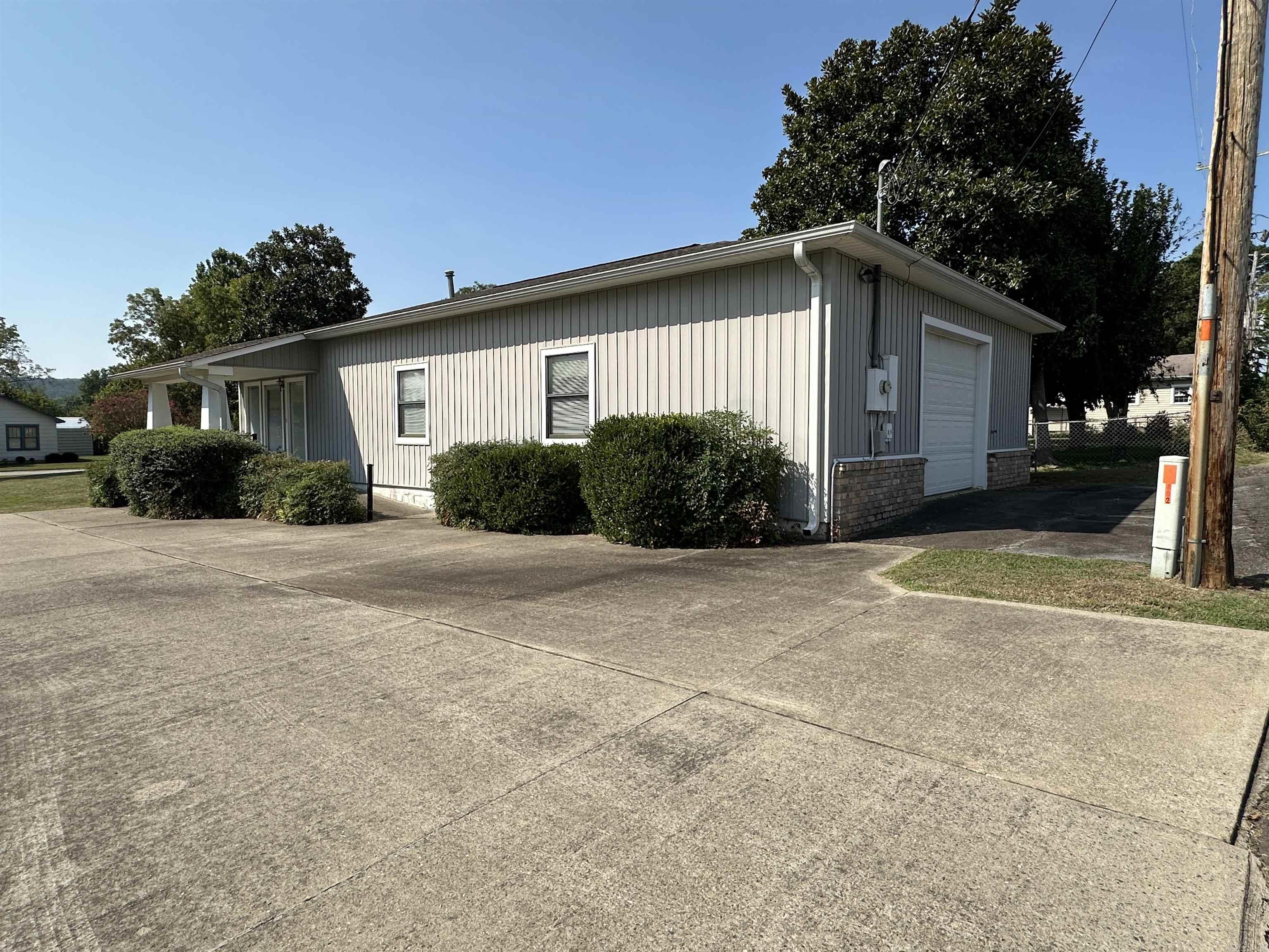 Heber Springs-Inside - Commercial Sale
