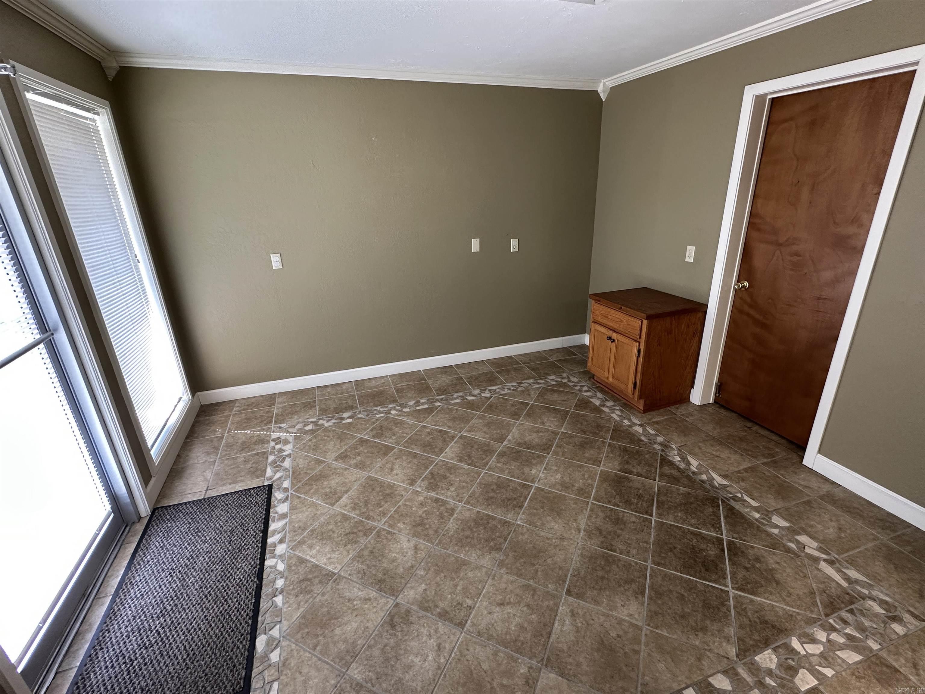 Heber Springs-Inside - Commercial Sale