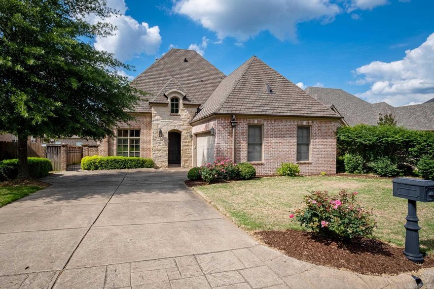 Check out this wonderful move in ready home in the popular Kanis Creek Subdivision close to schools, shopping and more. All three bedrooms are on the main level plus a half bath, formal dining and eat in kitchen. Upstairs is a large bonus room, separate office and another half bath. You will love the tall ceilings and storage throughout. Step outside to your private covered patio with fireplace and fully fenced backyard. All appliances convey plus a home warranty. Come see it today!