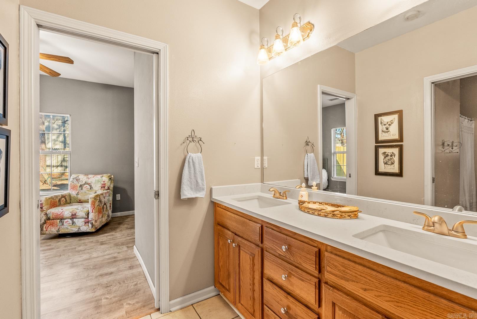 LEXINGTON PARK - Residential