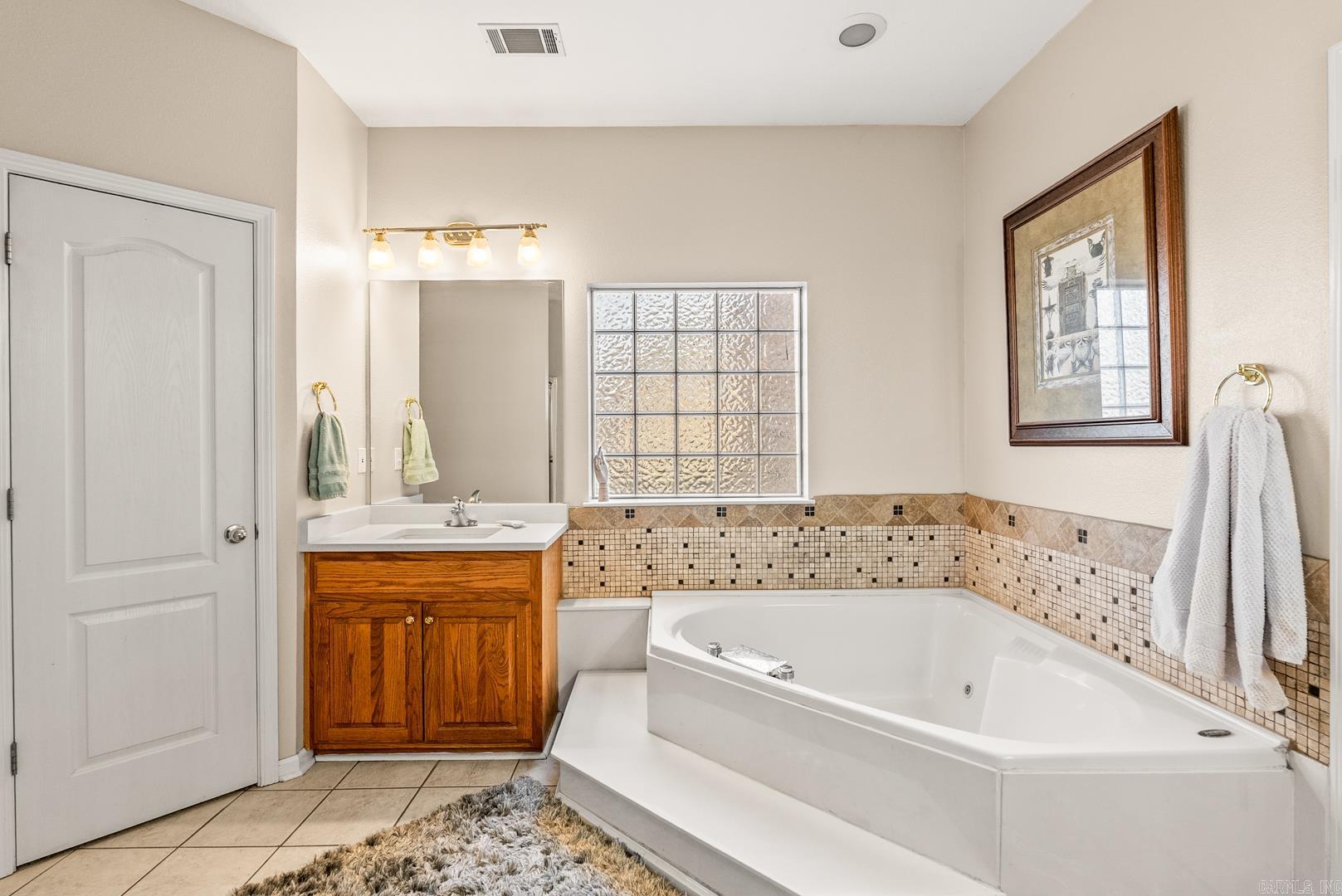 LEXINGTON PARK - Residential