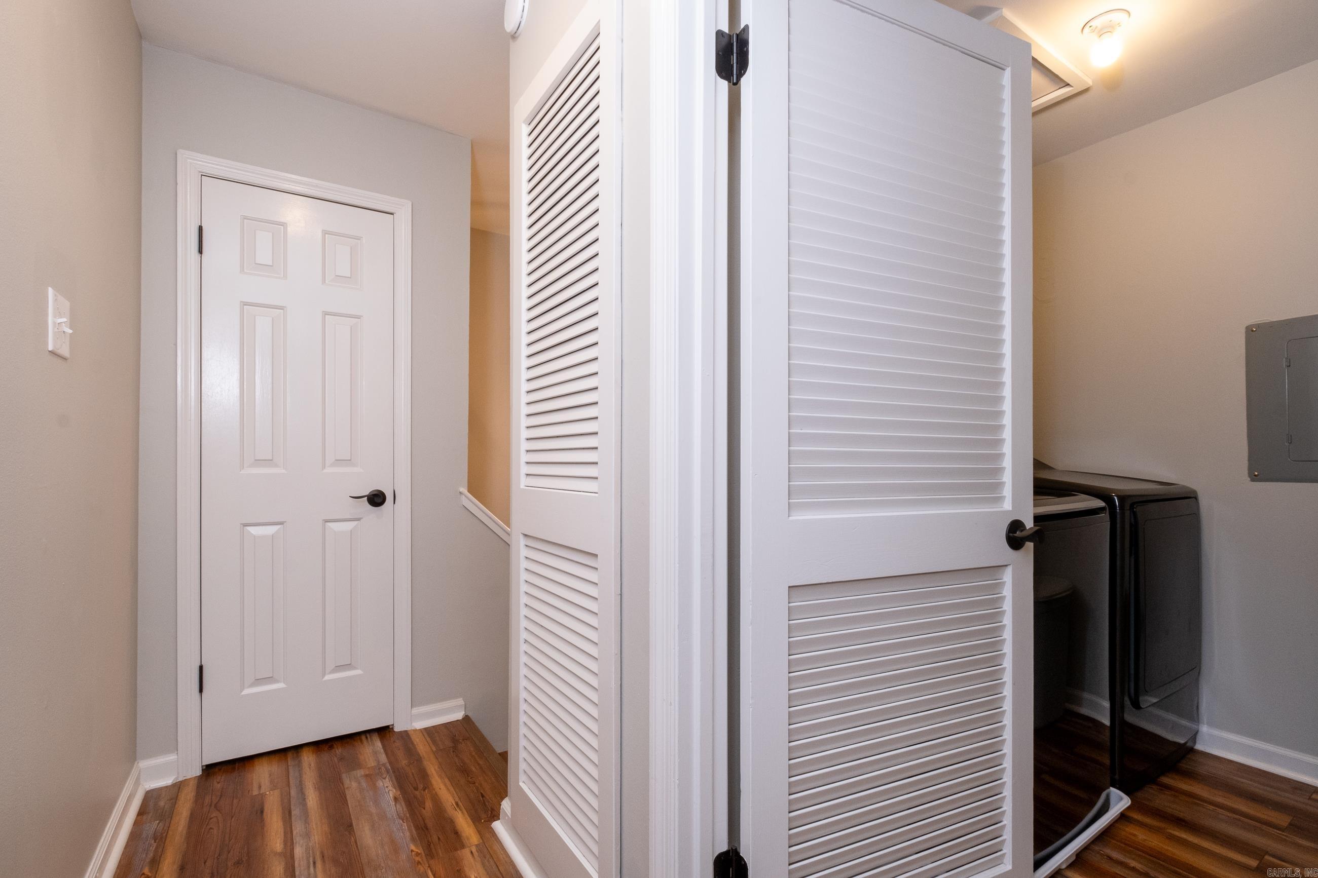 KINGSBRIDGE TWNHSE - Residential