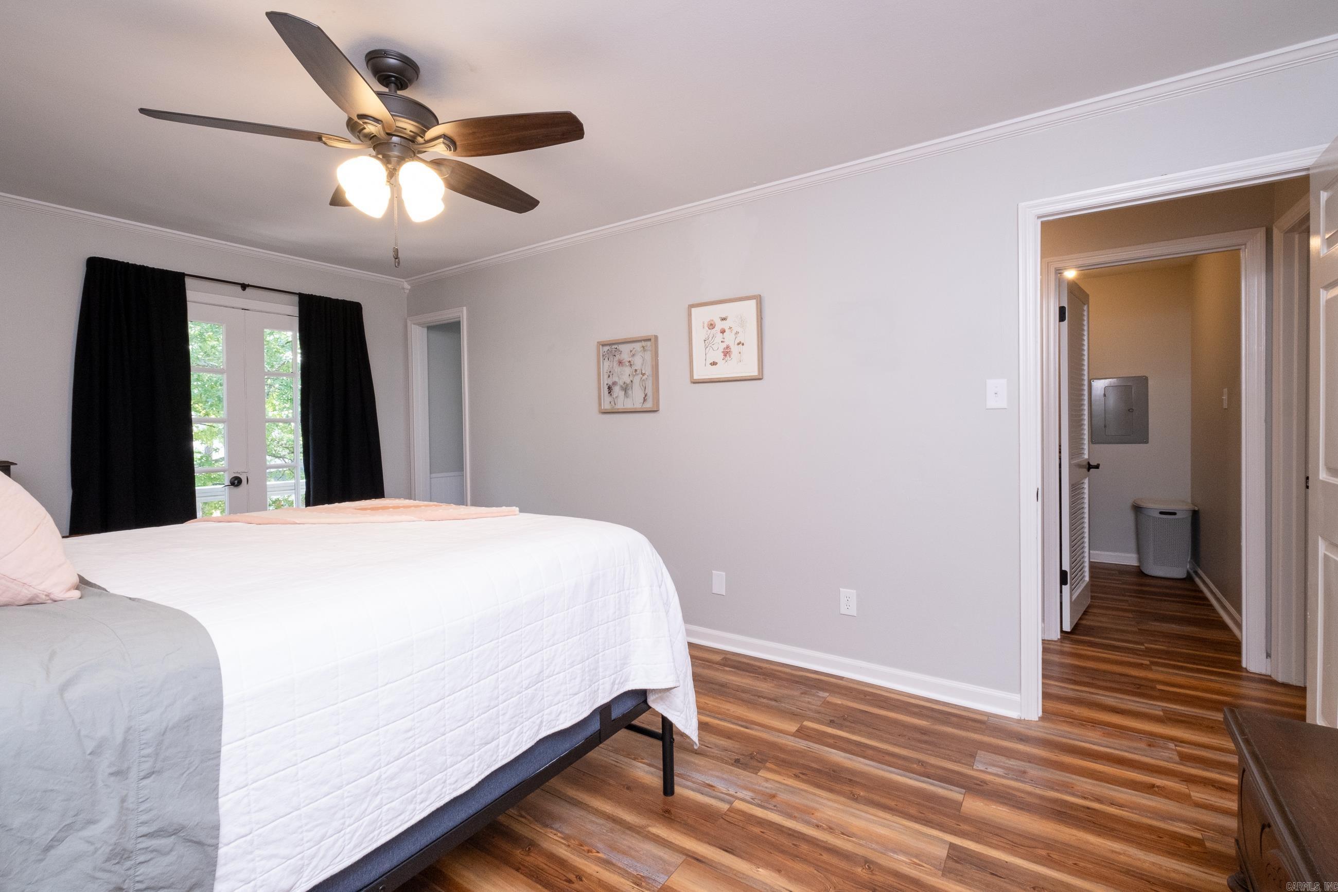 KINGSBRIDGE TWNHSE - Residential