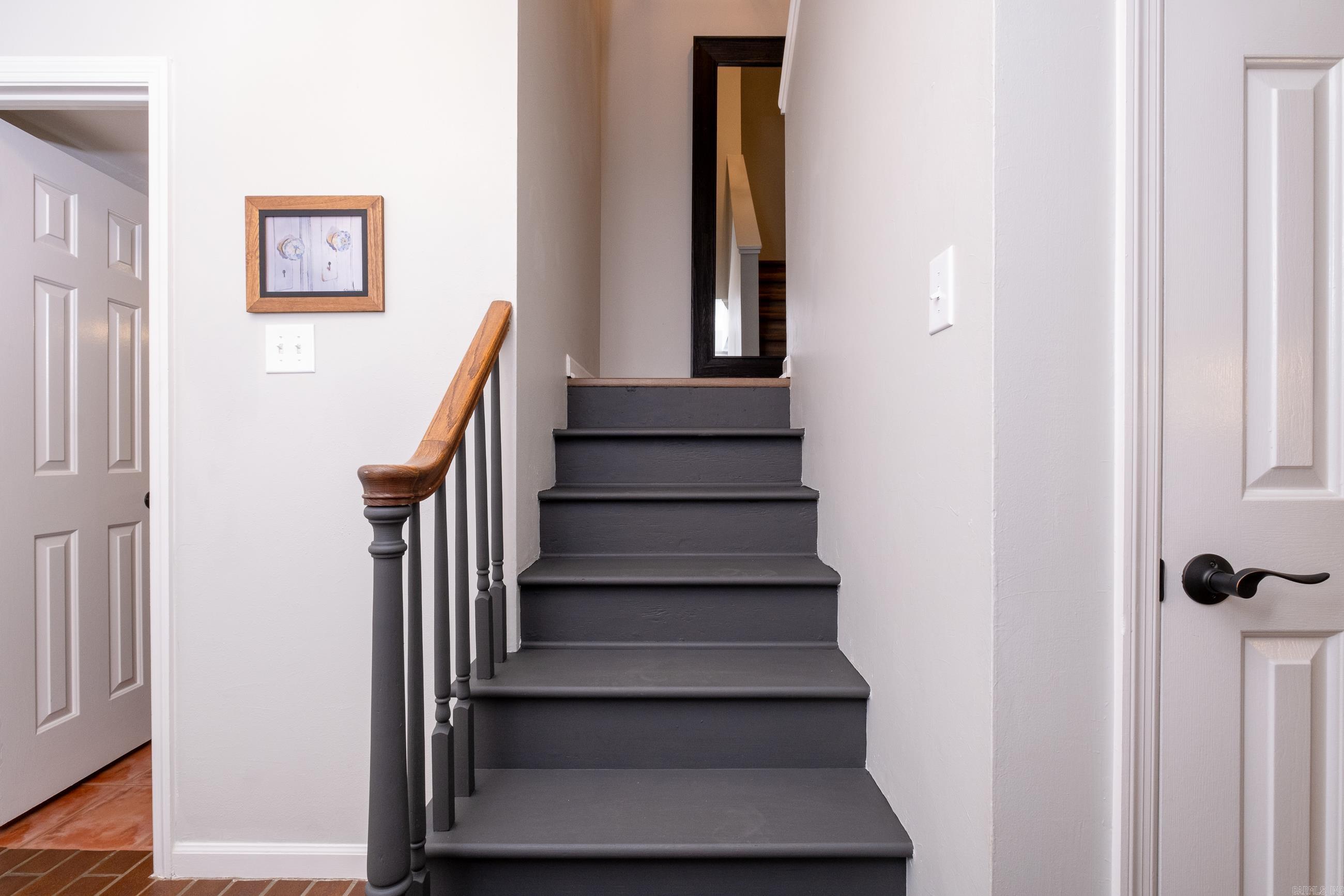 KINGSBRIDGE TWNHSE - Residential