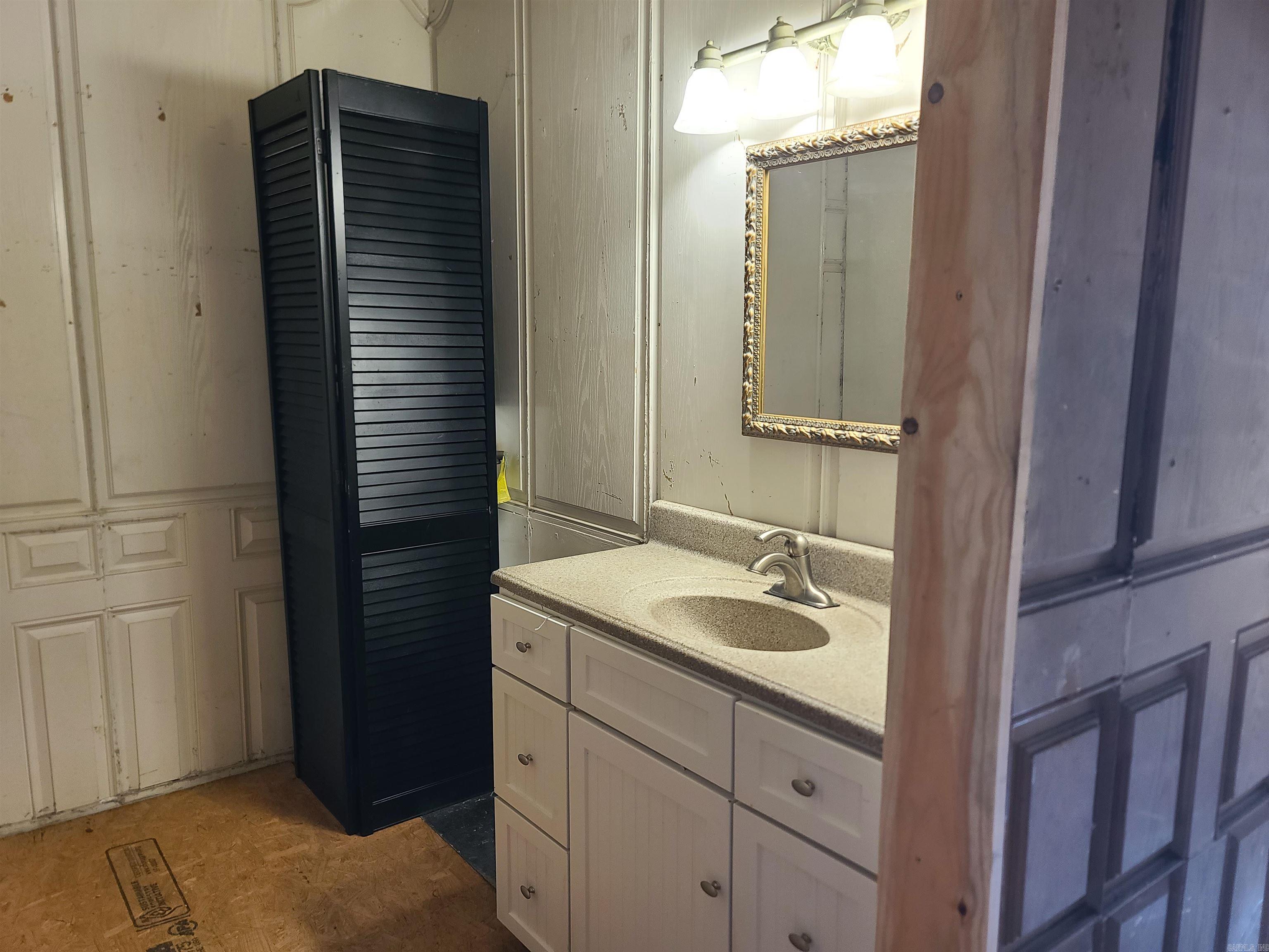 GOLD CREEK - Residential