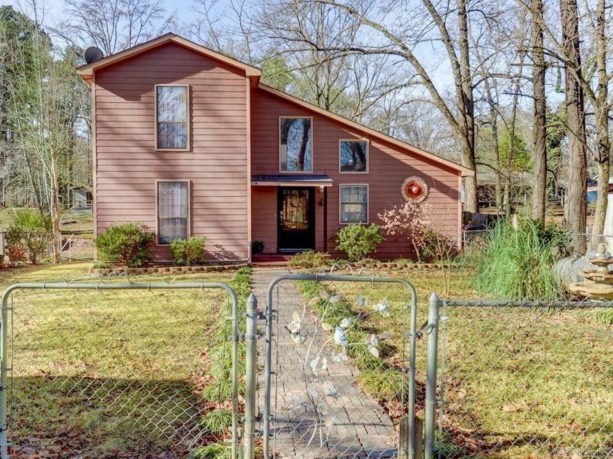 "Turnkey Income Property! This thriving 3-bedroom, 1-bathroom AirBnB is situated directly on the scenic Ouachita River. Recently renovated and modernized, this home offers ample space, featuring two bedrooms on the main floor and a spacious bonus bedroom upstairs. Sold fully furnished, with new appliances, fresh paint, upgraded bedroom flooring. Enjoy the convenience of a small annual POA fee providing access to a boat ramp and park. Ideal for investors seeking an instant income opportunity!"