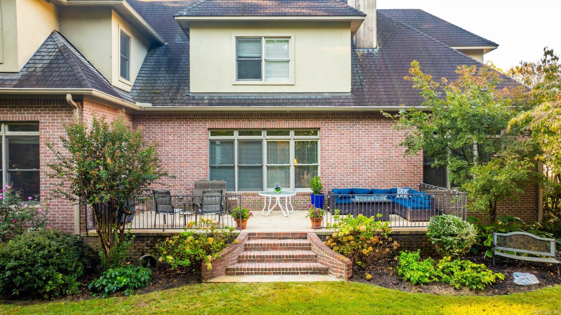 CHENAL VALLEY WITRY COURT - Residential