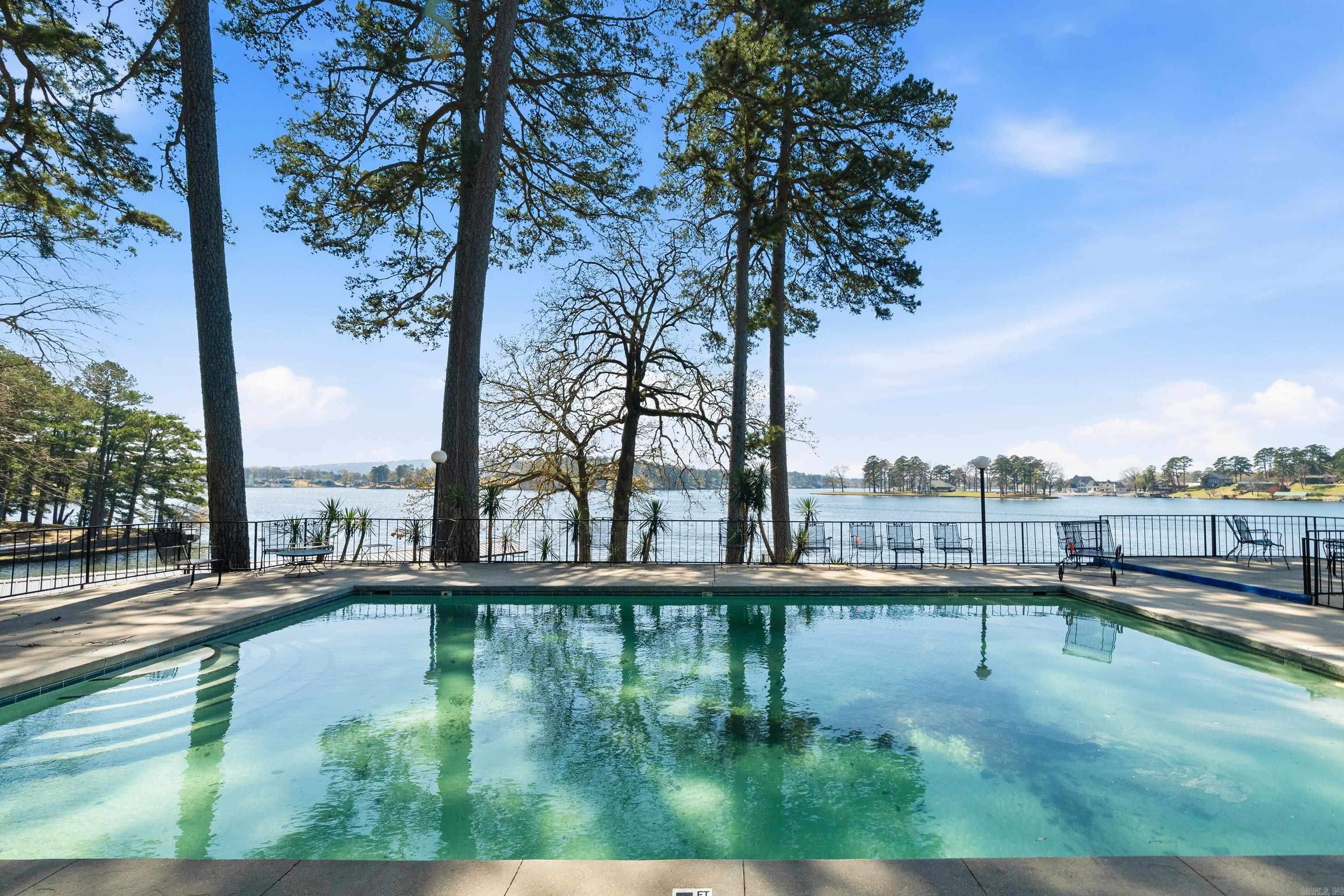 TWIN POINTS HPR - Residential