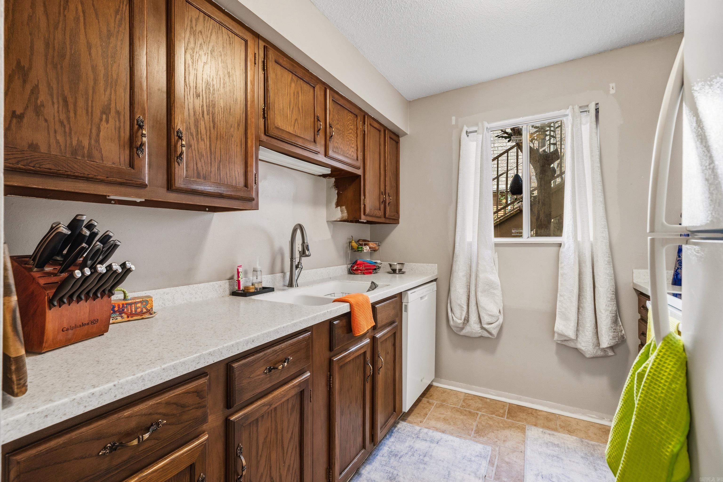 TWIN POINTS HPR - Residential