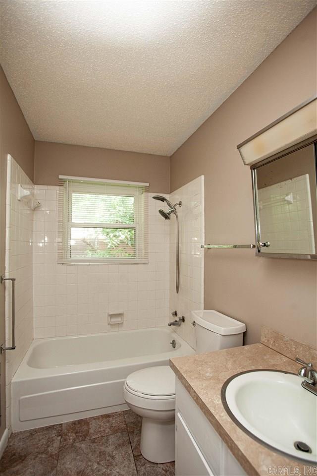 Delta Lawn - Residential Lease