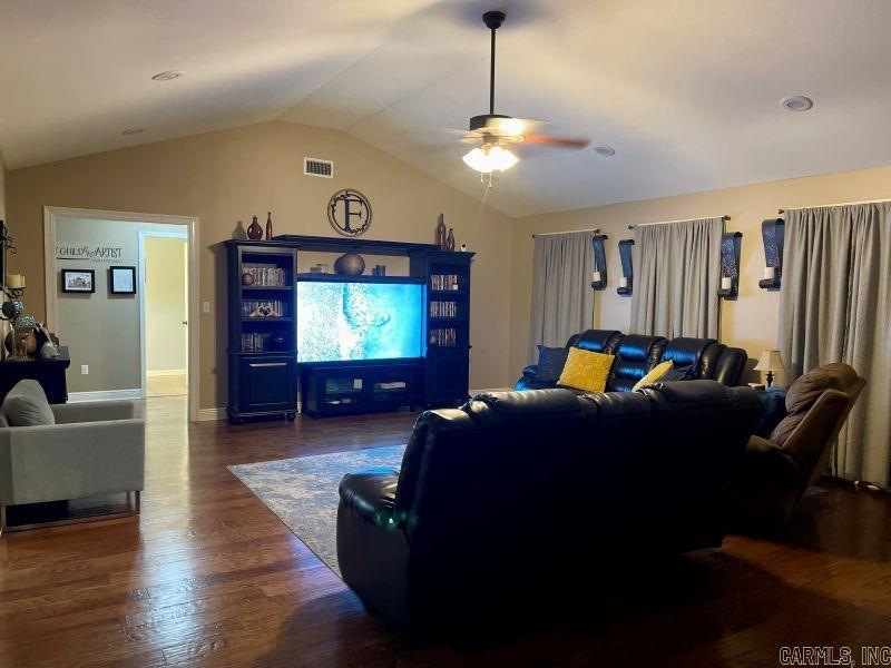 Carriage Hill - Residential