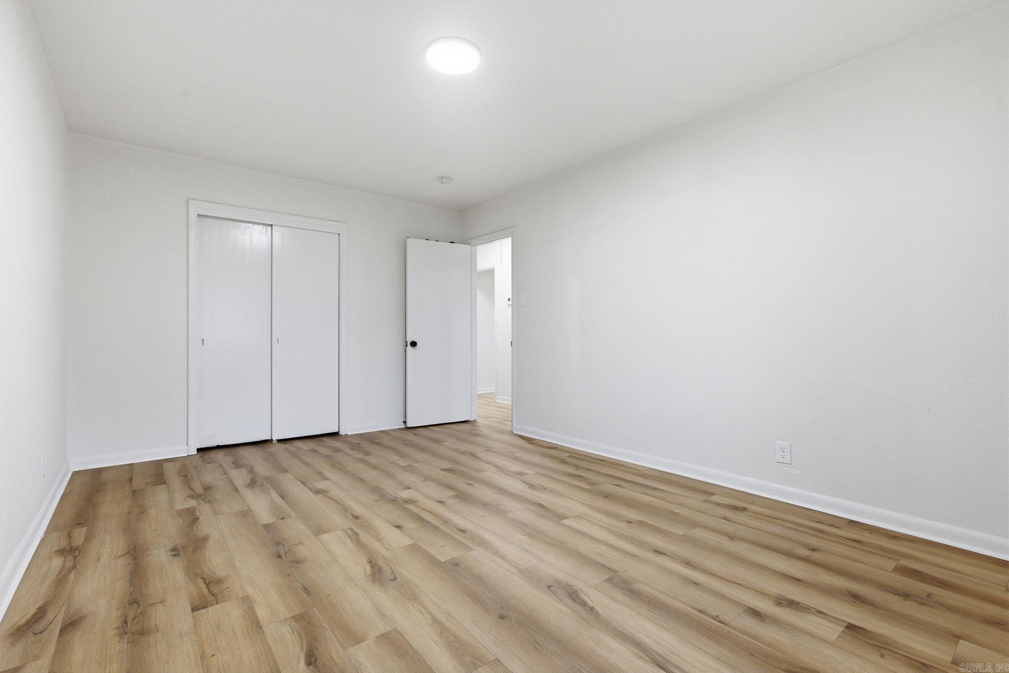 BRACKS - Residential