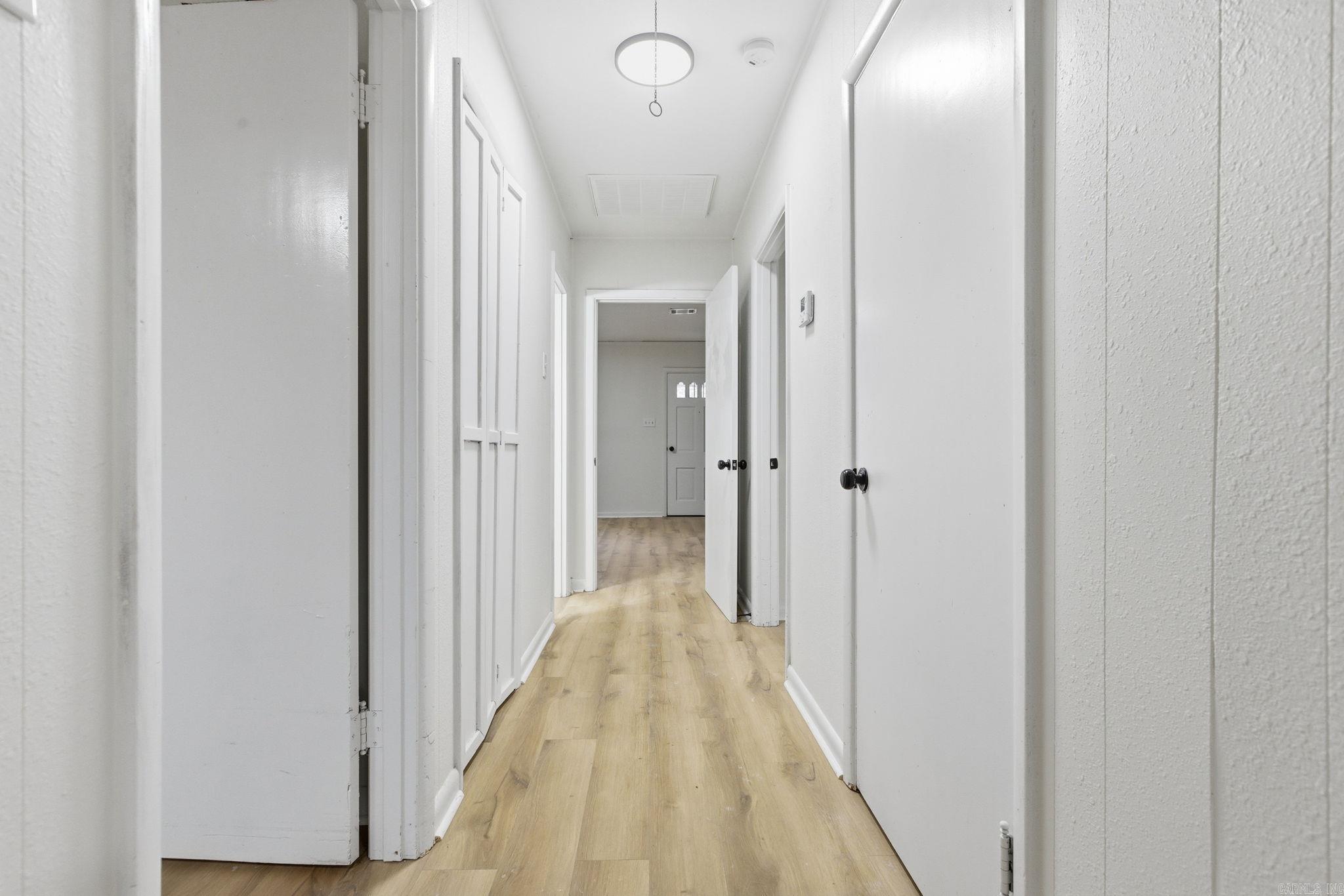 BRACKS - Residential