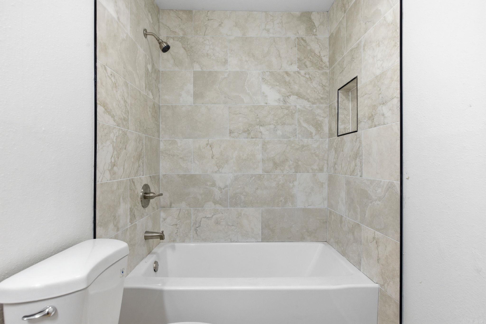 BRACKS - Residential