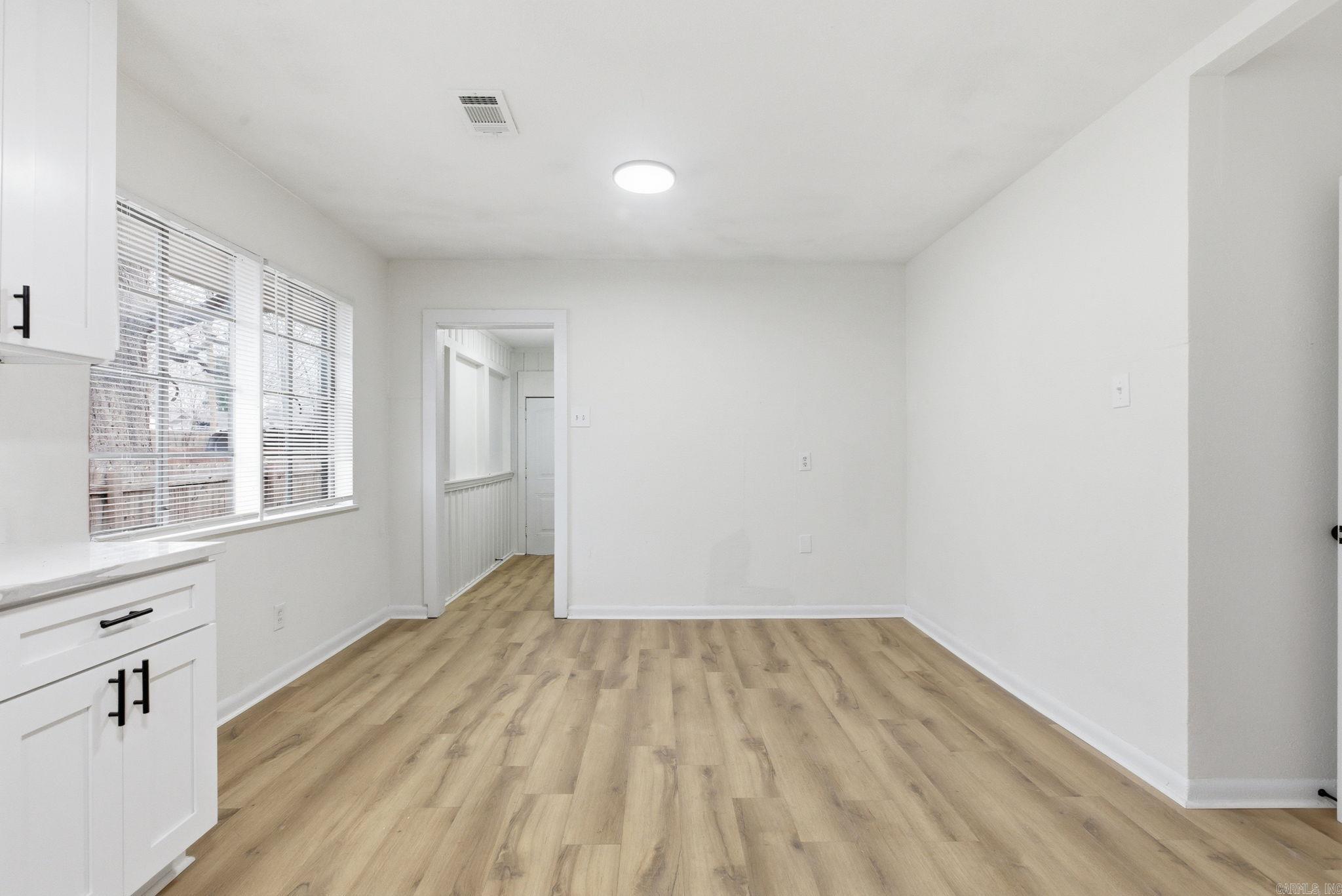 BRACKS - Residential