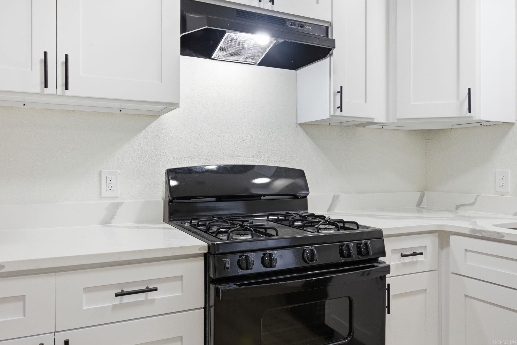 BRACKS - Residential