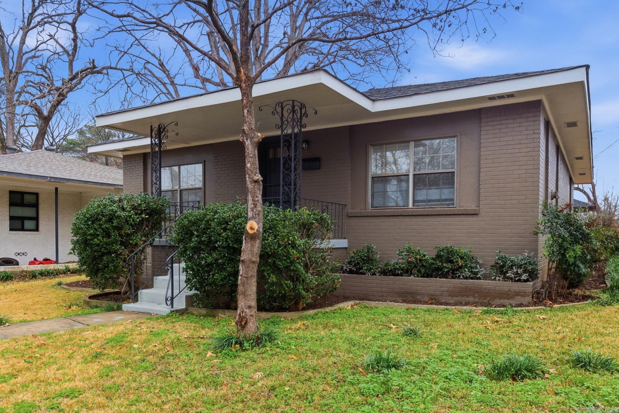 BRACKS - Residential