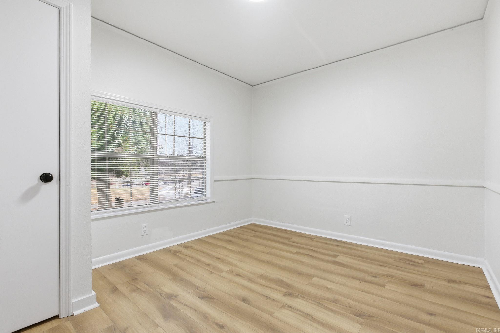 BRACKS - Residential