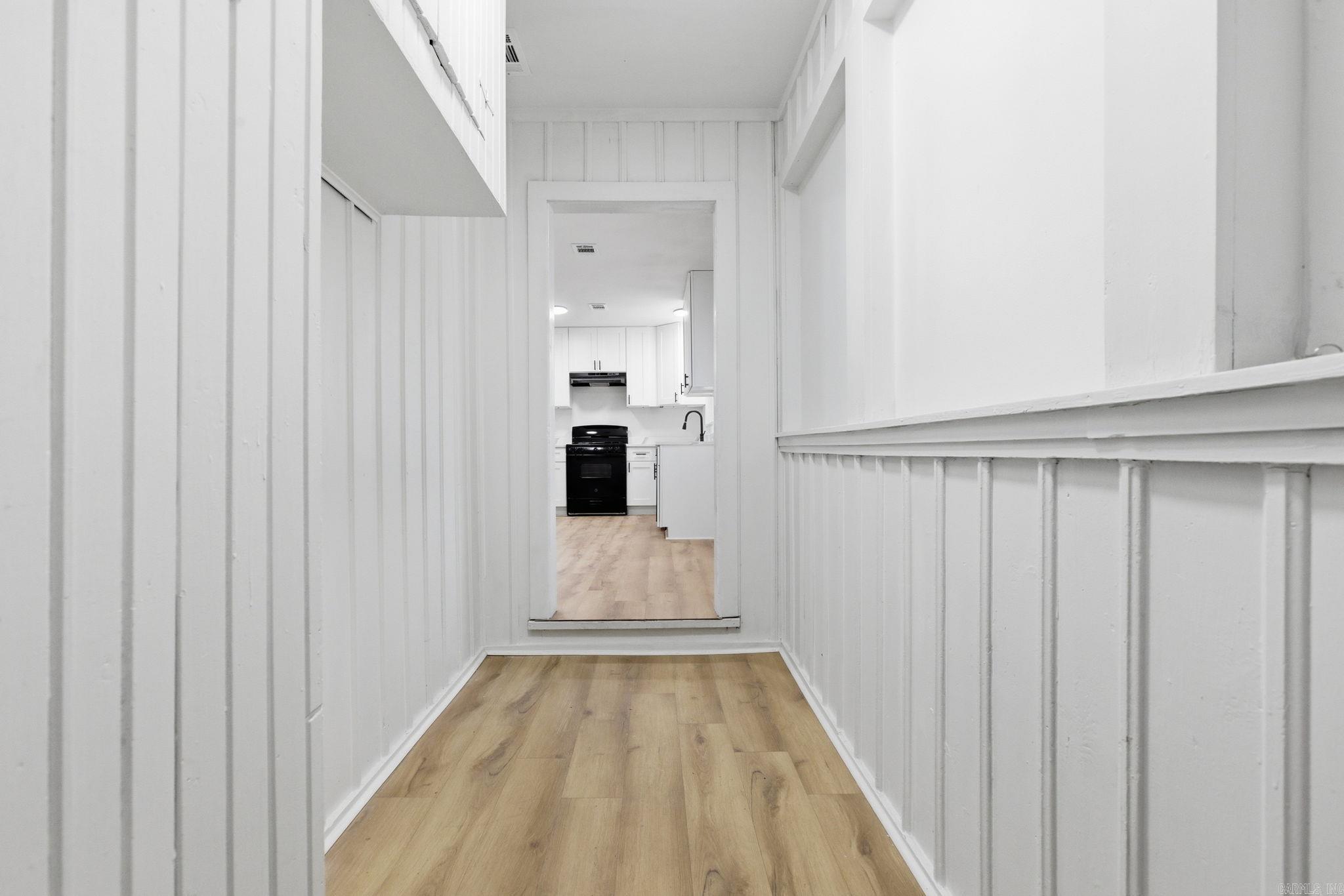 BRACKS - Residential