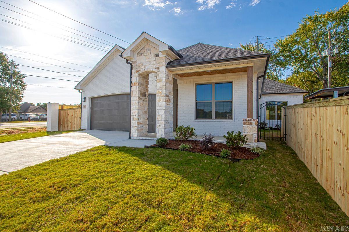 SPENCER CROSSING LLC - Residential