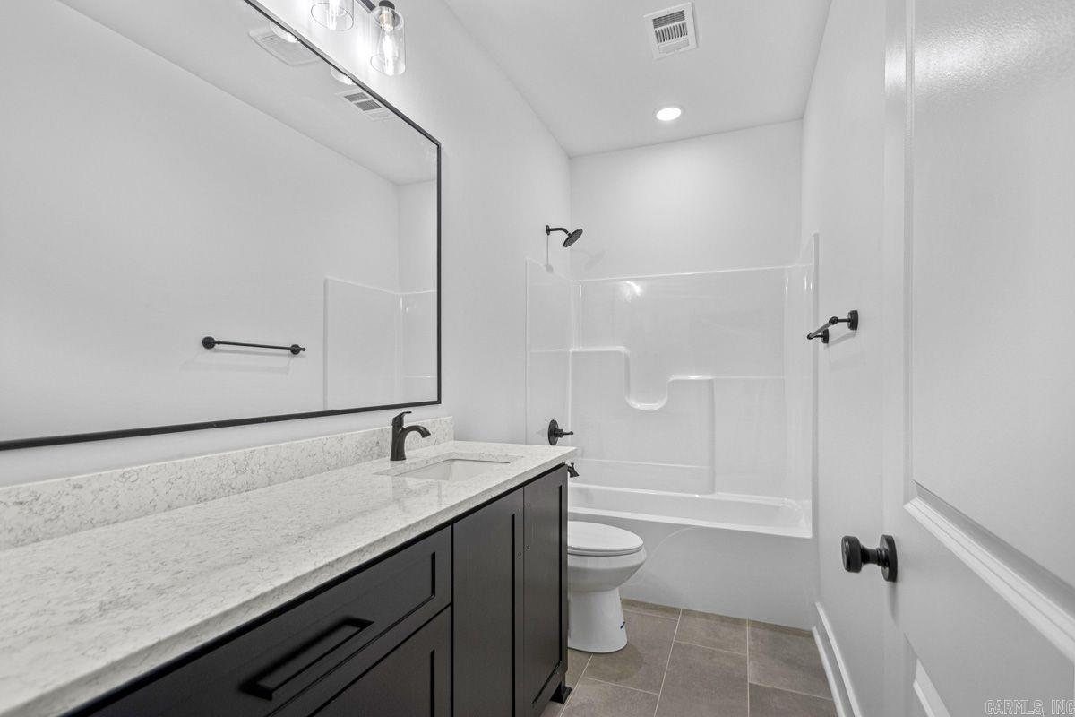 SPENCER CROSSING LLC - Residential