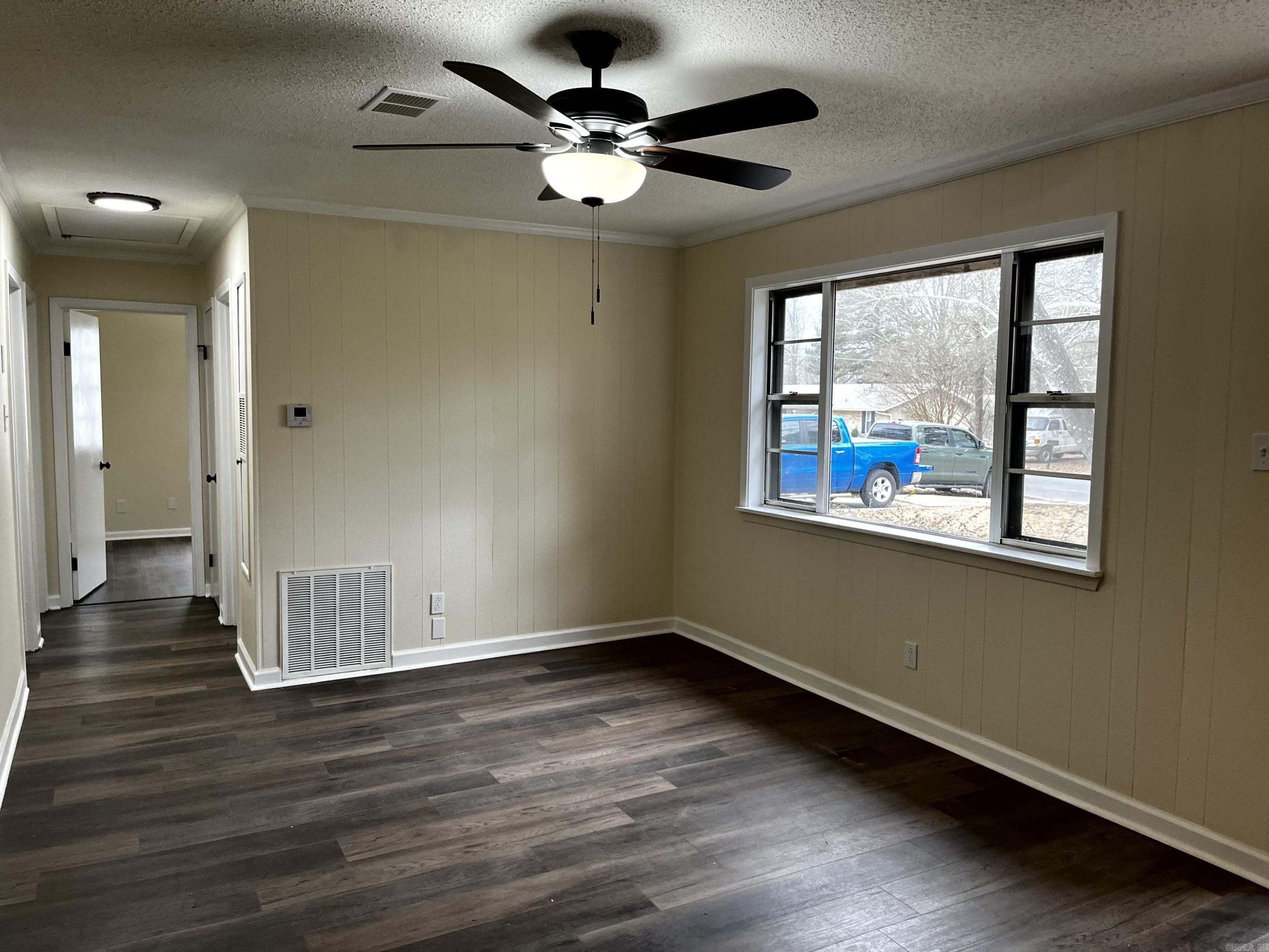 HICKMAN & MCCONNELL - Residential