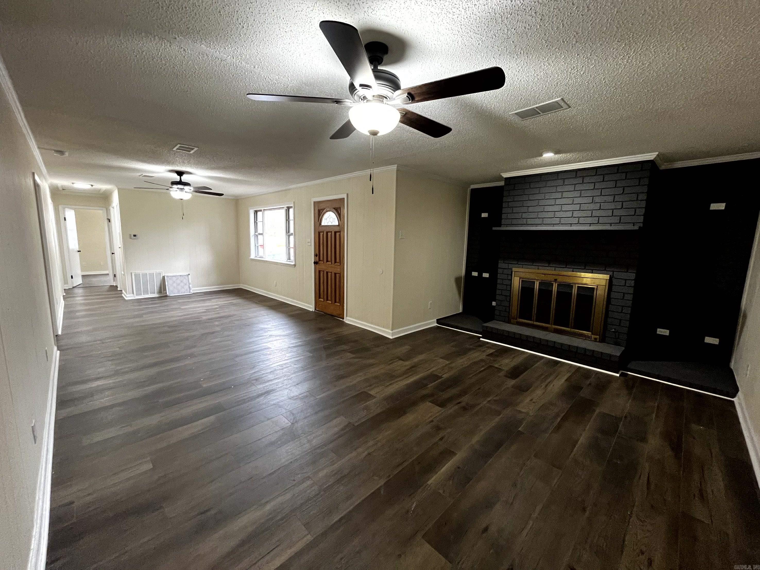 HICKMAN & MCCONNELL - Residential