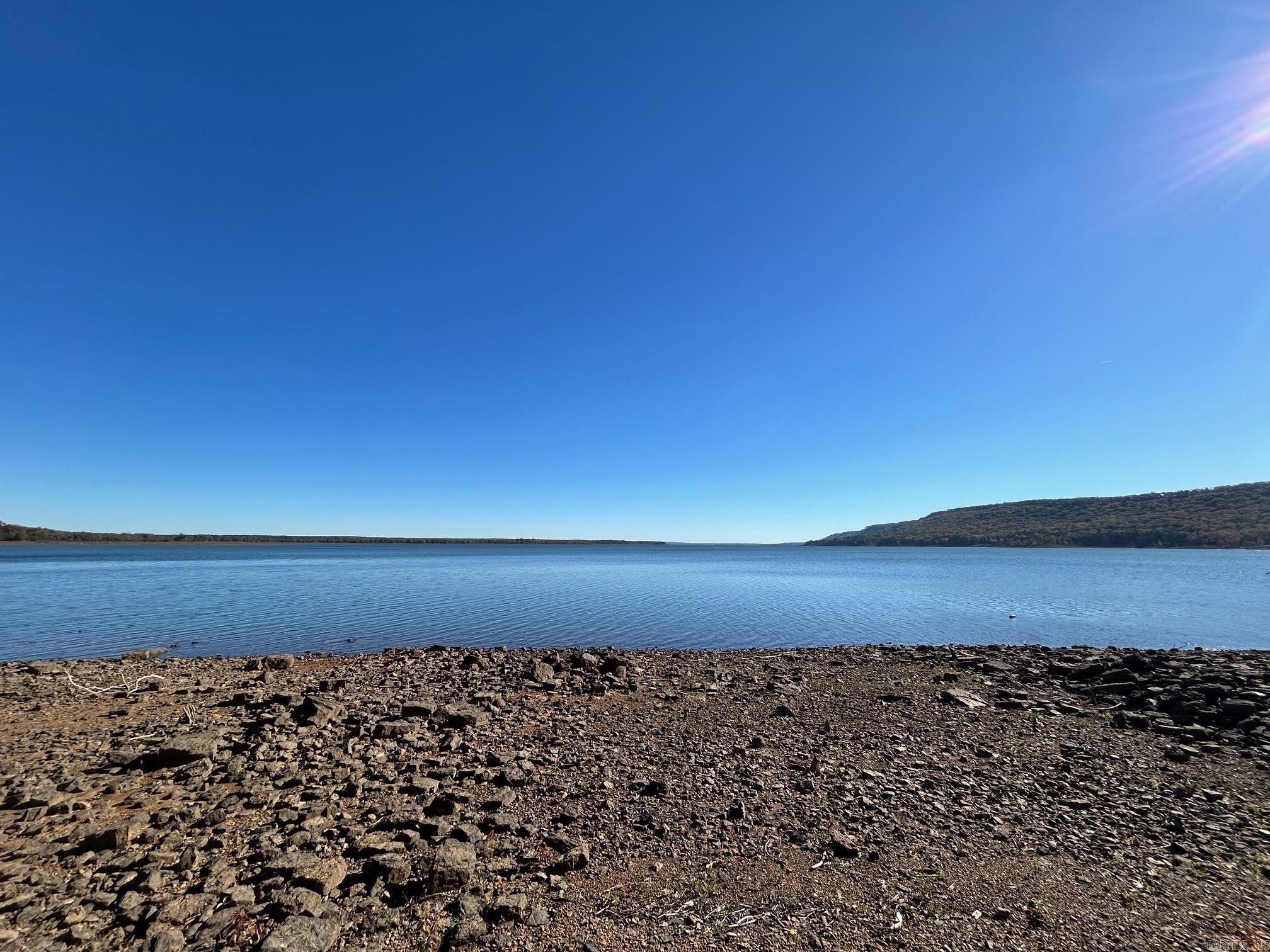 TORTOISE BAY - LAKE - Residential